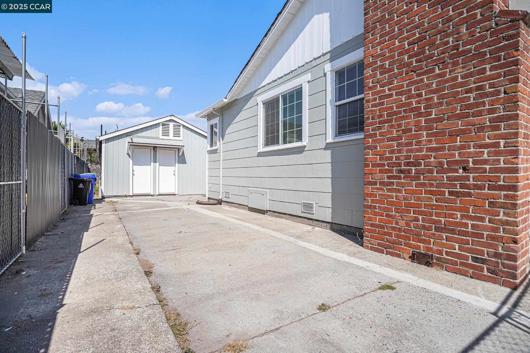 Detail Gallery Image 6 of 24 For 637 43rd St, Richmond,  CA 94805 - – Beds | – Baths