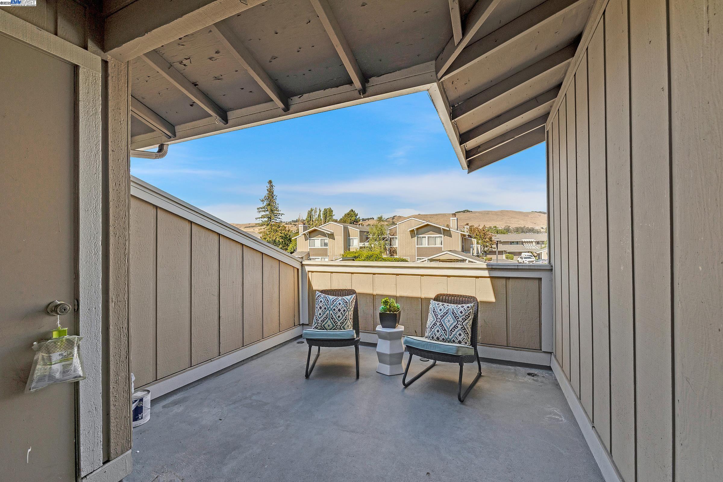 Detail Gallery Image 12 of 37 For 28325 Winn Ct #2,  Hayward,  CA 94544 - 2 Beds | 1 Baths