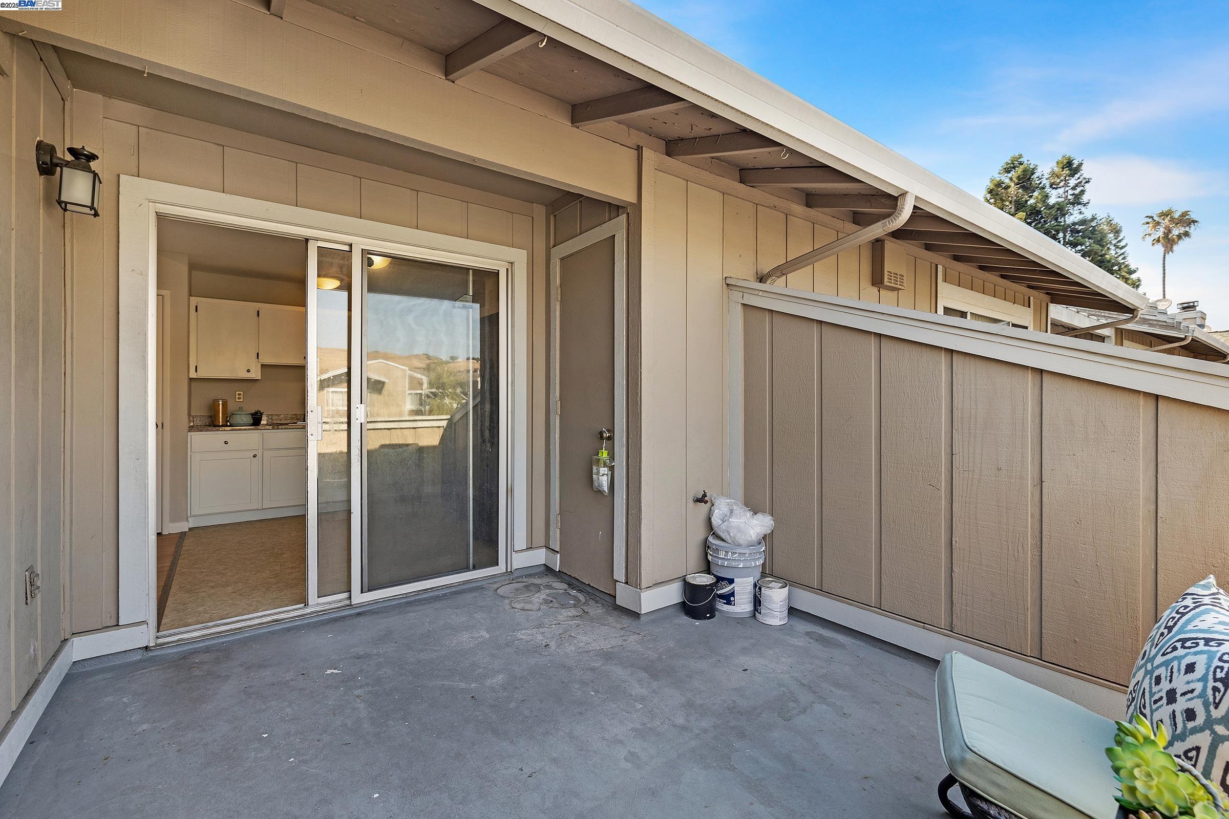Detail Gallery Image 13 of 37 For 28325 Winn Ct #2,  Hayward,  CA 94544 - 2 Beds | 1 Baths