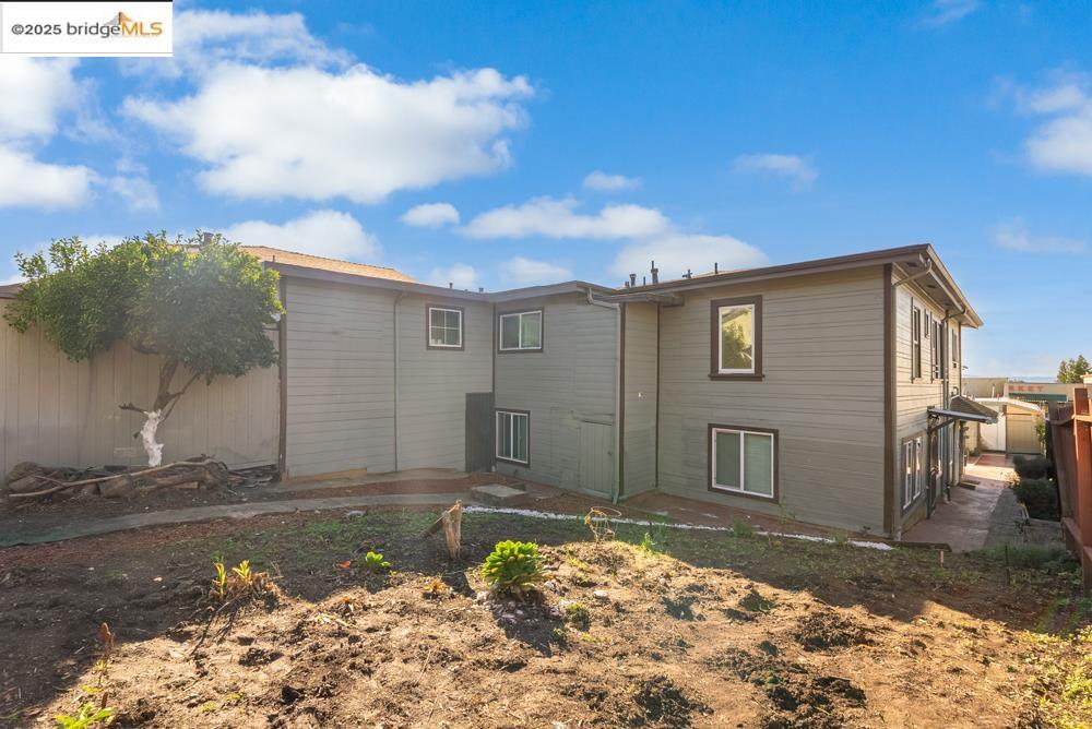 Detail Gallery Image 11 of 25 For 8016 Macarthur Blvd, Oakland,  CA 94605 - – Beds | – Baths