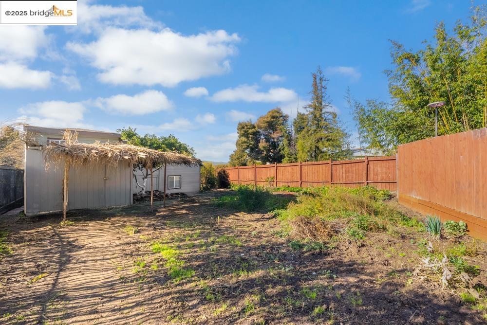 Detail Gallery Image 12 of 25 For 8016 Macarthur Blvd, Oakland,  CA 94605 - – Beds | – Baths