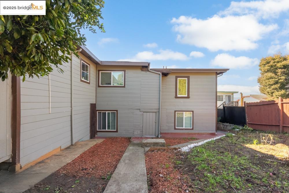 Detail Gallery Image 13 of 25 For 8016 Macarthur Blvd, Oakland,  CA 94605 - – Beds | – Baths