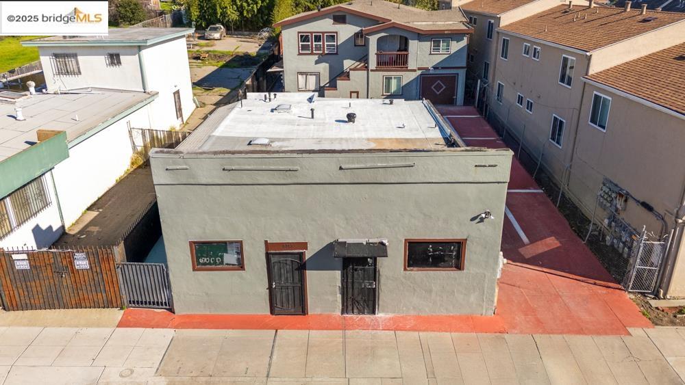 Detail Gallery Image 3 of 25 For 8016 Macarthur Blvd, Oakland,  CA 94605 - – Beds | – Baths
