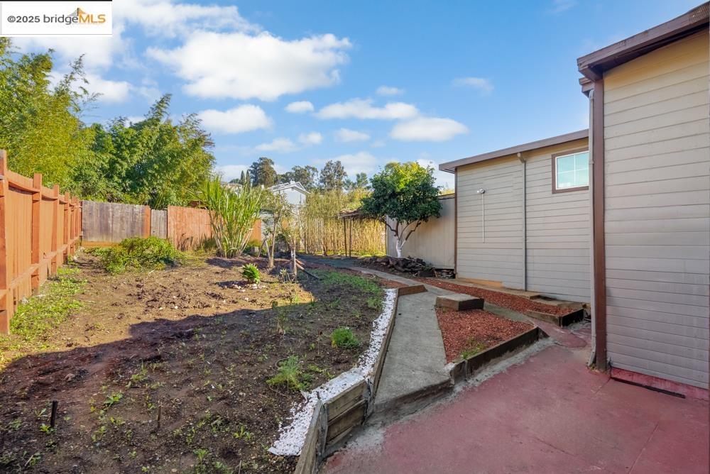 Detail Gallery Image 10 of 25 For 8016 Macarthur Blvd, Oakland,  CA 94605 - – Beds | – Baths