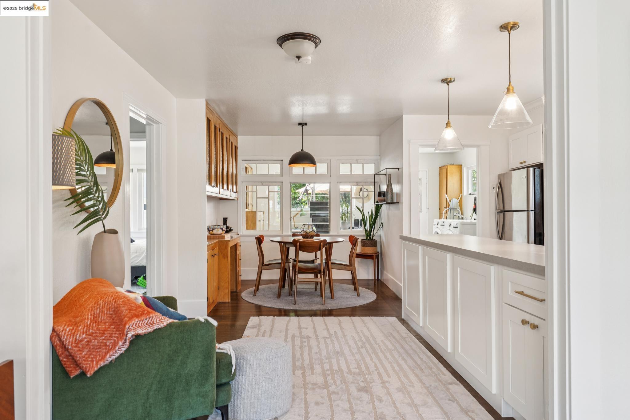 Detail Gallery Image 13 of 36 For 1120 Pine St, Martinez,  CA 94553 - 2 Beds | 1 Baths