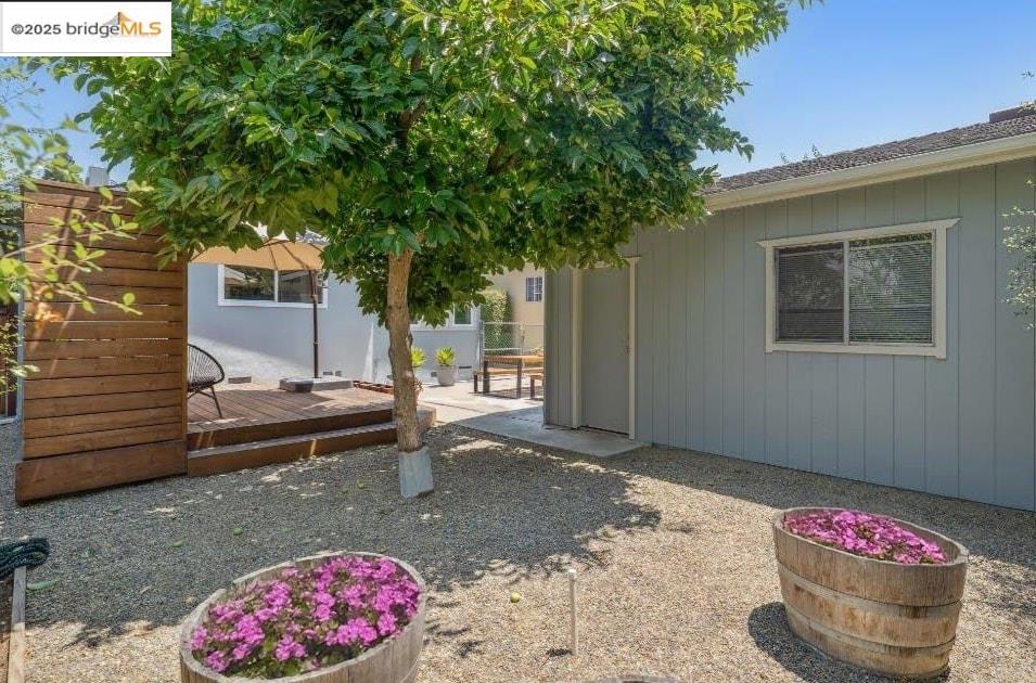 Detail Gallery Image 33 of 36 For 1120 Pine St, Martinez,  CA 94553 - 2 Beds | 1 Baths