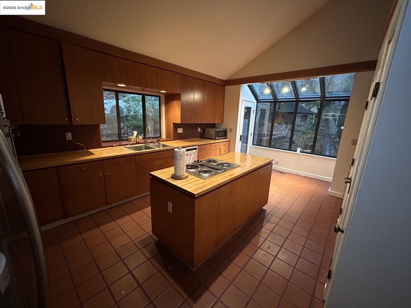 371 Montair DR, Danville, California 94526, 4 Bedrooms Bedrooms, 12 Rooms Rooms,3 BathroomsBathrooms,Residential Lease,For Rent,371 Montair DR,41104848