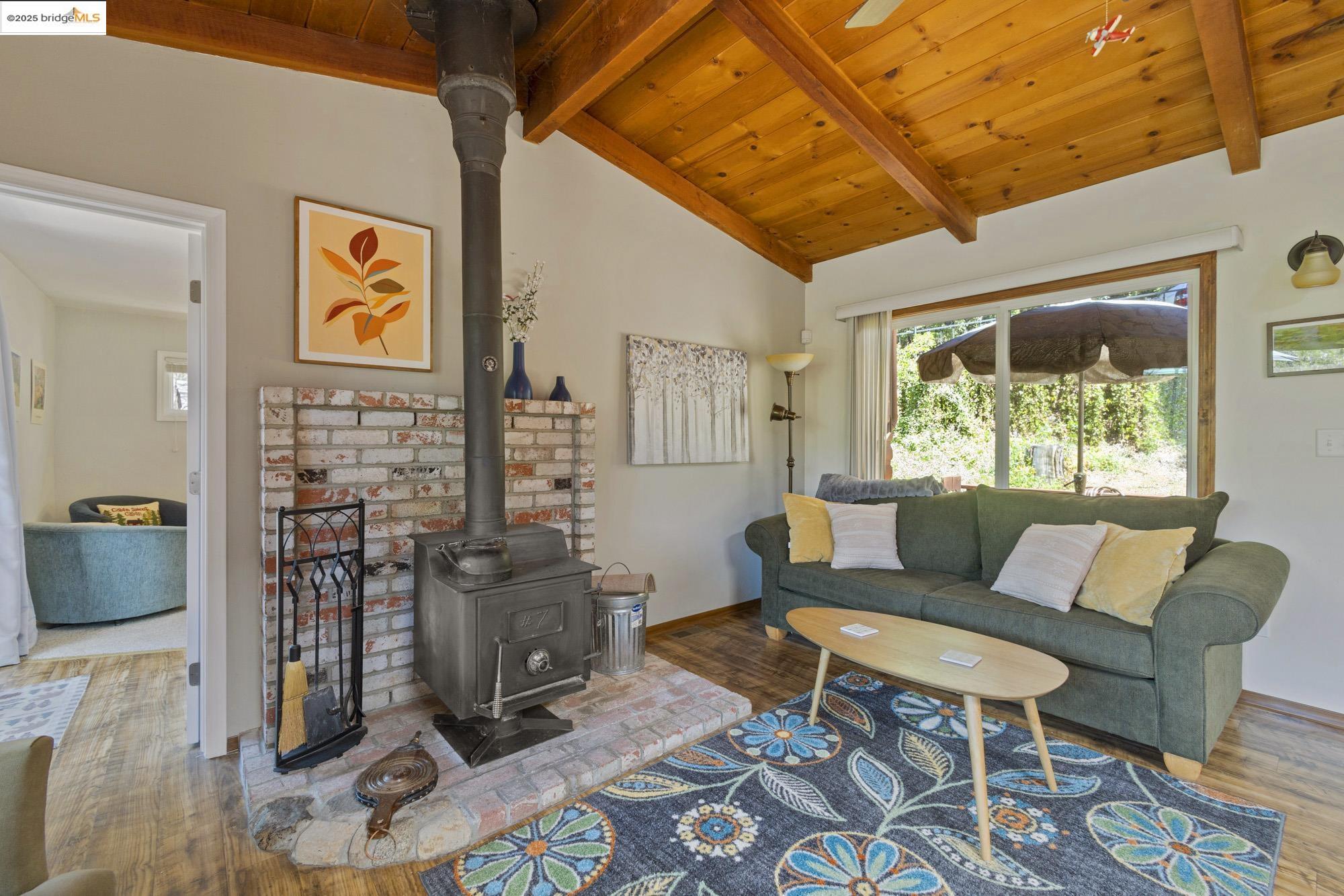 21815 Confidence Road, Twain Harte, California 95383, 2 Bedrooms Bedrooms, 3 Rooms Rooms,2 BathroomsBathrooms,Residential,For Sale,21815 Confidence Road,41104849