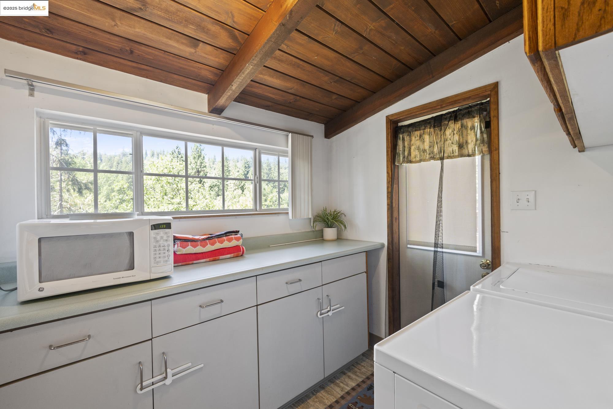 21815 Confidence Road, Twain Harte, California 95383, 2 Bedrooms Bedrooms, 3 Rooms Rooms,2 BathroomsBathrooms,Residential,For Sale,21815 Confidence Road,41104849
