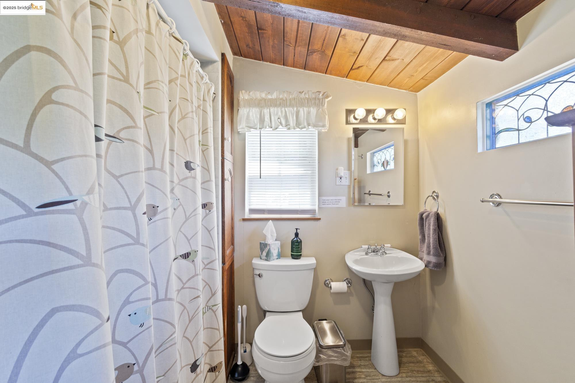21815 Confidence Road, Twain Harte, California 95383, 2 Bedrooms Bedrooms, 3 Rooms Rooms,2 BathroomsBathrooms,Residential,For Sale,21815 Confidence Road,41104849