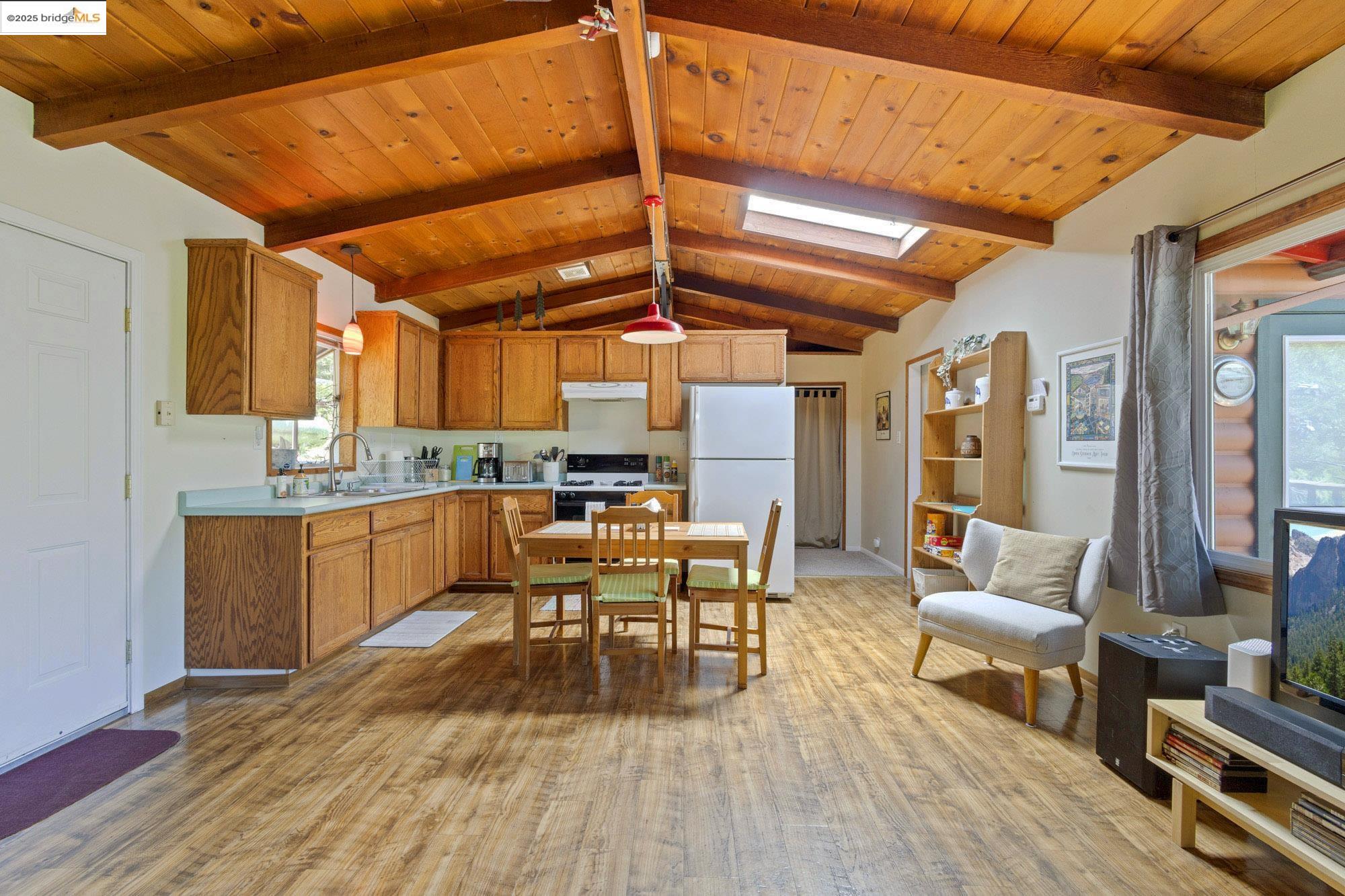 21815 Confidence Road, Twain Harte, California 95383, 2 Bedrooms Bedrooms, 3 Rooms Rooms,2 BathroomsBathrooms,Residential,For Sale,21815 Confidence Road,41104849