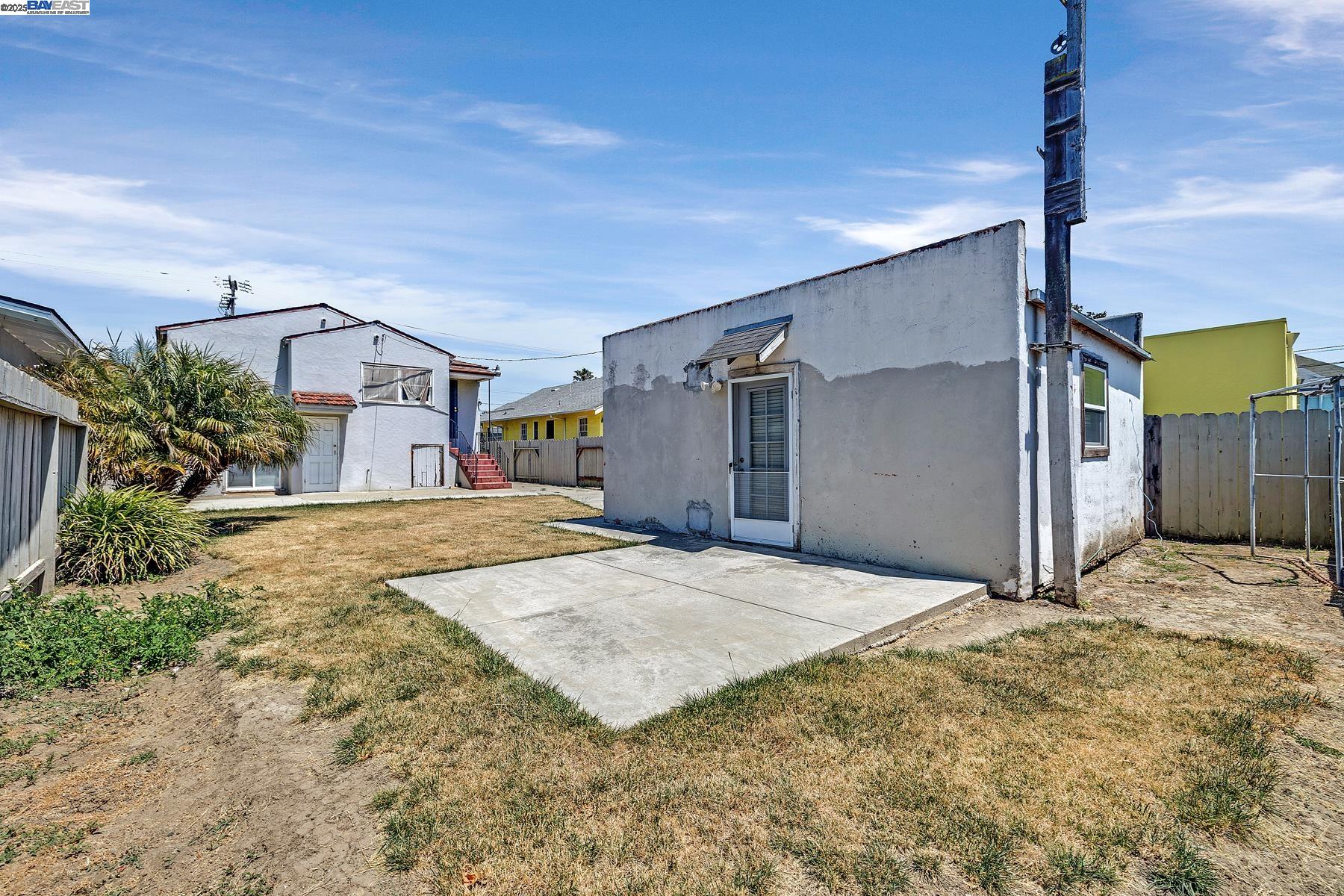 1755 Washington Ave, San Leandro, California 94577, ,Commercial Sale,For Sale,1755 Washington Ave,41104852