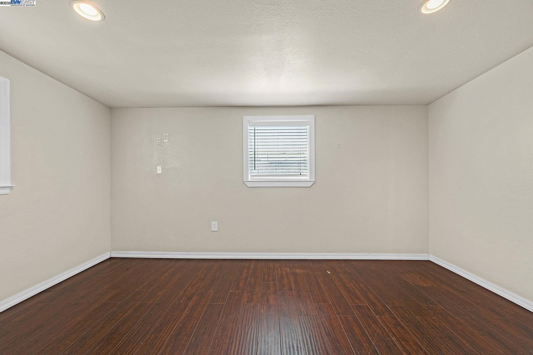 1755 Washington Ave, San Leandro, California 94577, ,Commercial Sale,For Sale,1755 Washington Ave,41104852