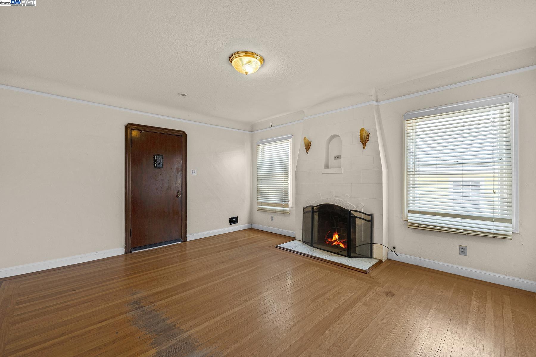 1755 Washington Ave, San Leandro, California 94577, ,Commercial Sale,For Sale,1755 Washington Ave,41104852