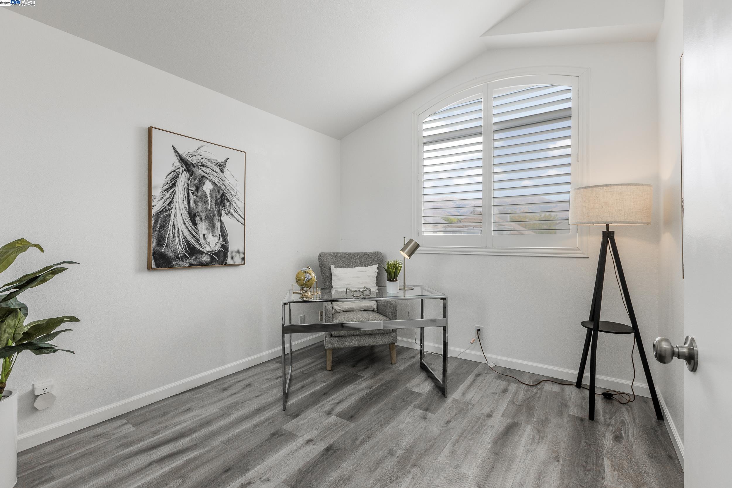 Detail Gallery Image 17 of 33 For 1355 Elkwood Dr, Milpitas,  CA 95035 - 3 Beds | 2/1 Baths