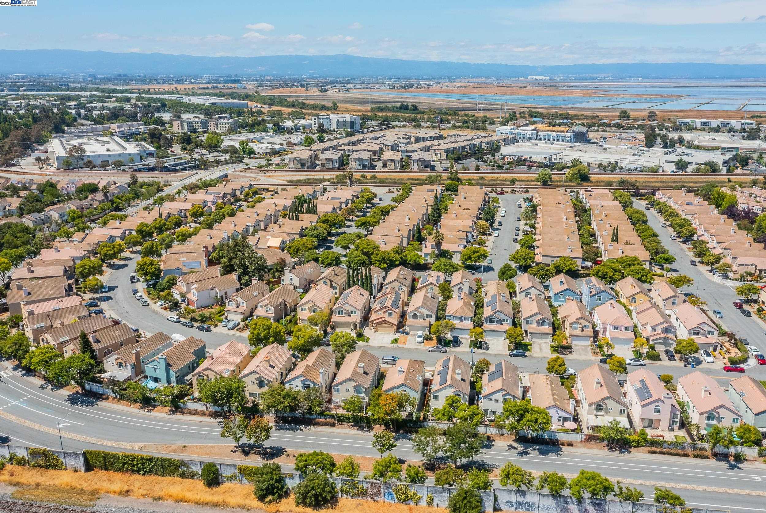 Detail Gallery Image 32 of 33 For 1355 Elkwood Dr, Milpitas,  CA 95035 - 3 Beds | 2/1 Baths
