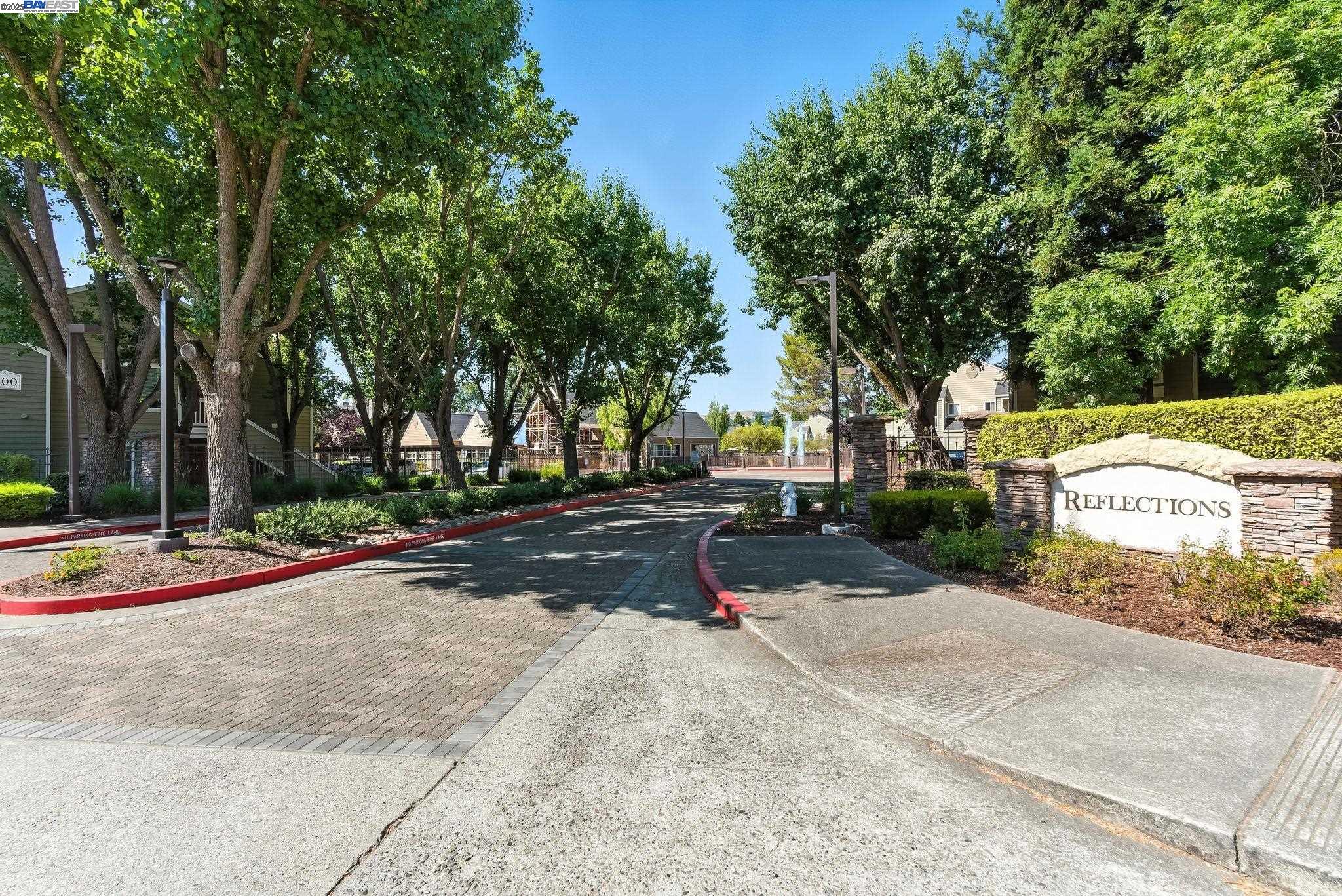 140 Reflections Dr # 28, San Ramon, California 94583, 1 Bedroom Bedrooms, 3 Rooms Rooms,1 BathroomBathrooms,Residential,For Sale,140 Reflections Dr # 28,41104854