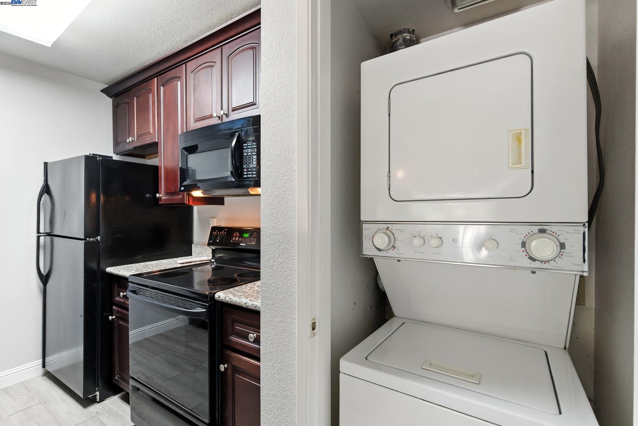 140 Reflections Dr # 28, San Ramon, California 94583, 1 Bedroom Bedrooms, 3 Rooms Rooms,1 BathroomBathrooms,Residential,For Sale,140 Reflections Dr # 28,41104854