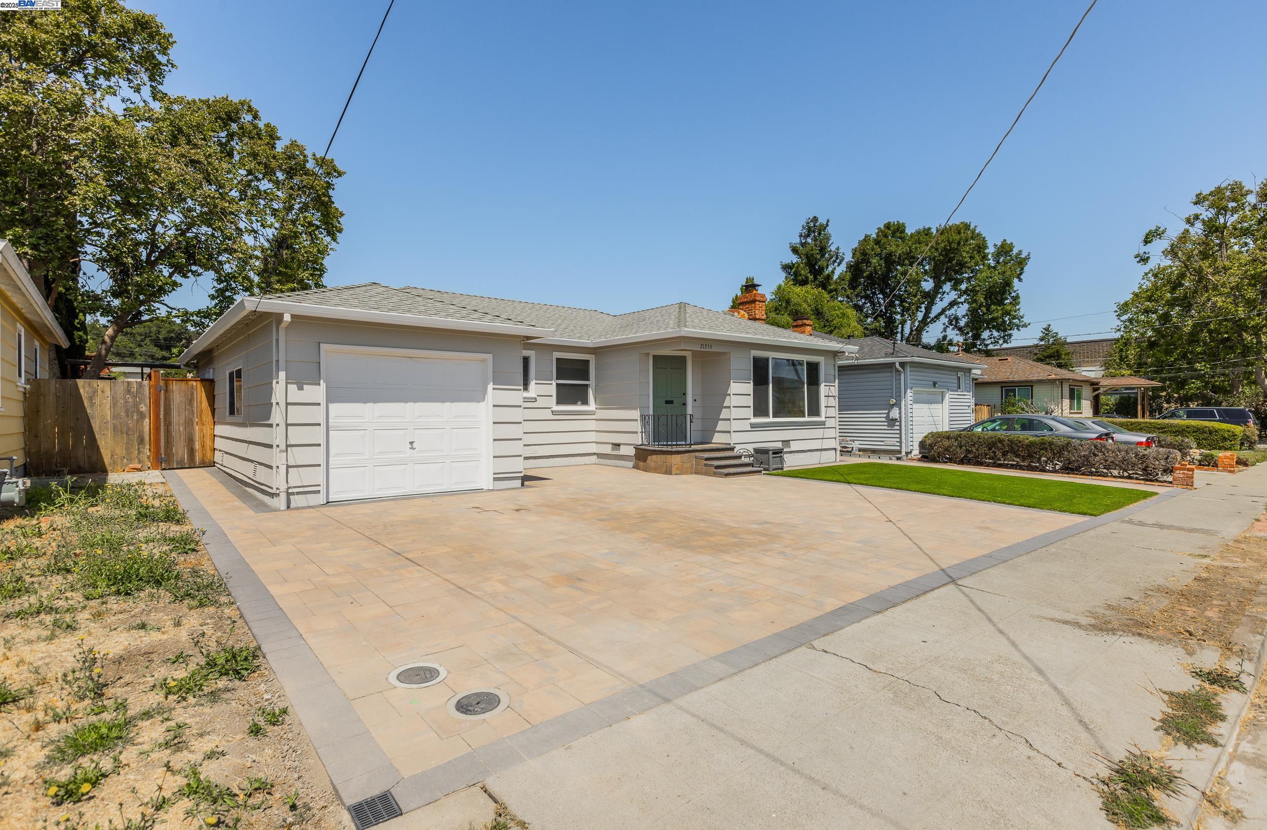 21259 Hobert St, Castro Valley, California 94546, 3 Bedrooms Bedrooms, 7 Rooms Rooms,2 BathroomsBathrooms,Residential,For Sale,21259 Hobert St,41104855