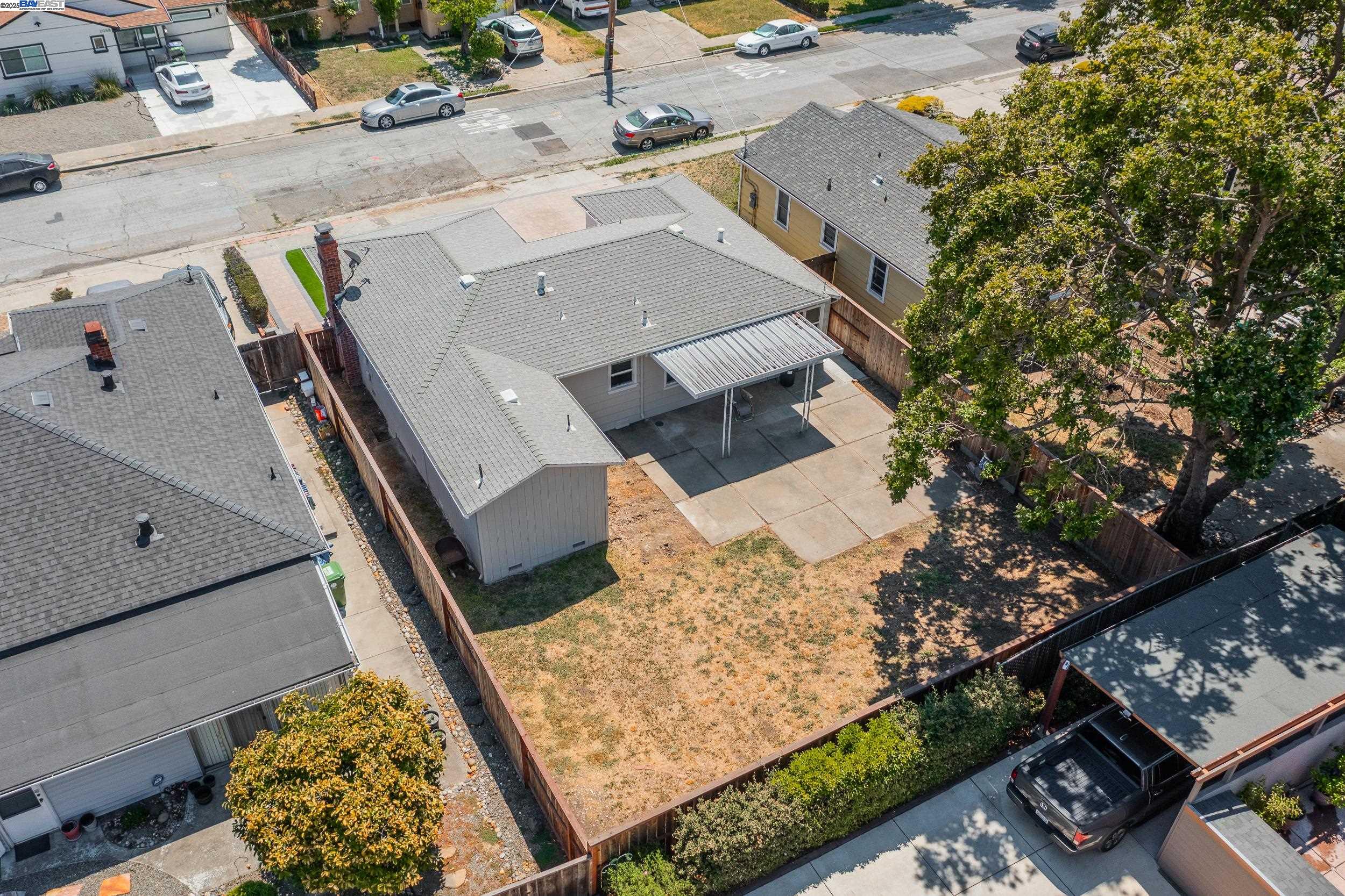 21259 Hobert St, Castro Valley, California 94546, 3 Bedrooms Bedrooms, 7 Rooms Rooms,2 BathroomsBathrooms,Residential,For Sale,21259 Hobert St,41104855