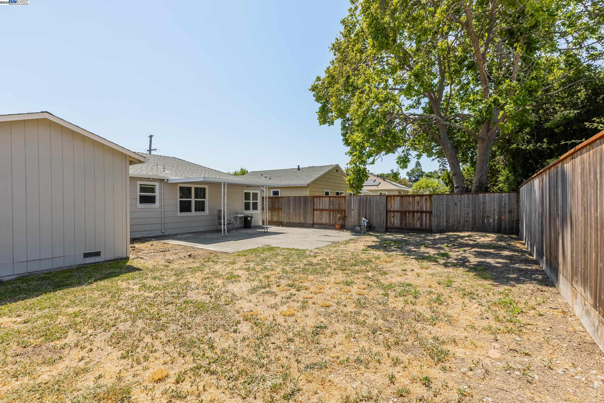 21259 Hobert St, Castro Valley, California 94546, 3 Bedrooms Bedrooms, 7 Rooms Rooms,2 BathroomsBathrooms,Residential,For Sale,21259 Hobert St,41104855