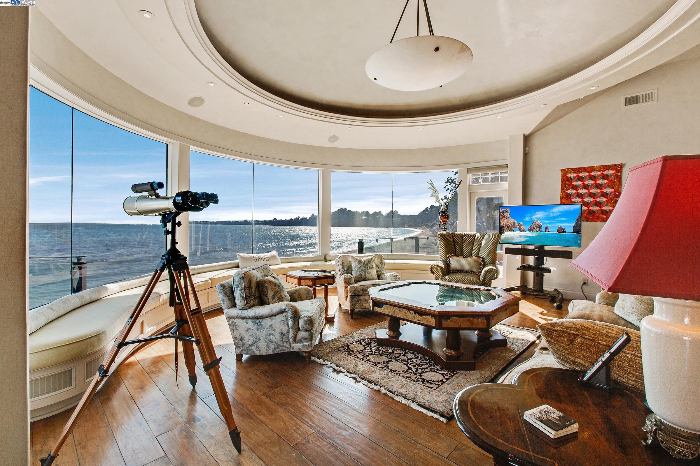 Detail Gallery Image 3 of 46 For 797 Las Olas Dr, Aptos,  CA 95003 - 5 Beds | 4/1 Baths