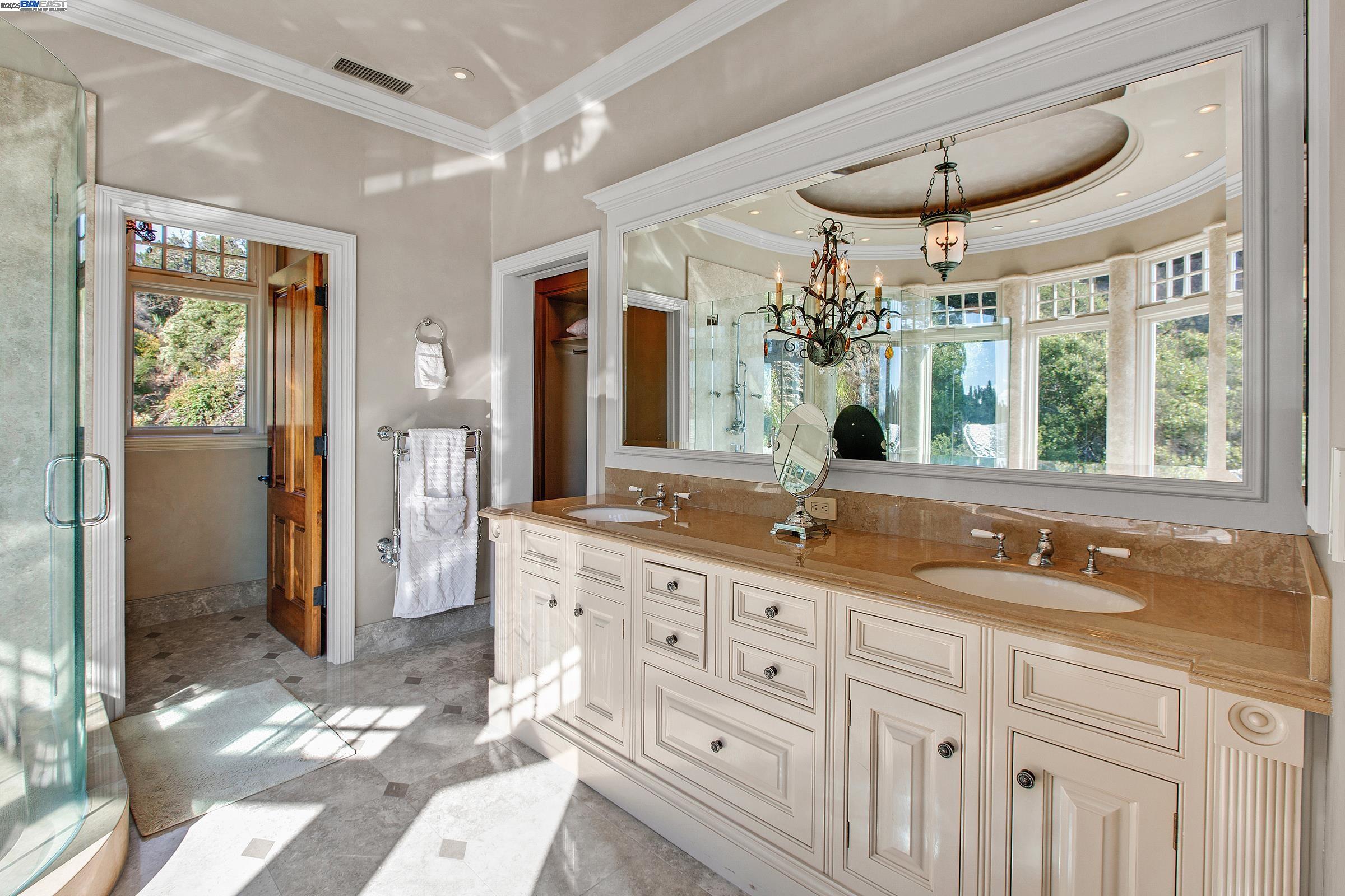 Detail Gallery Image 22 of 46 For 797 Las Olas Dr, Aptos,  CA 95003 - 5 Beds | 4/1 Baths
