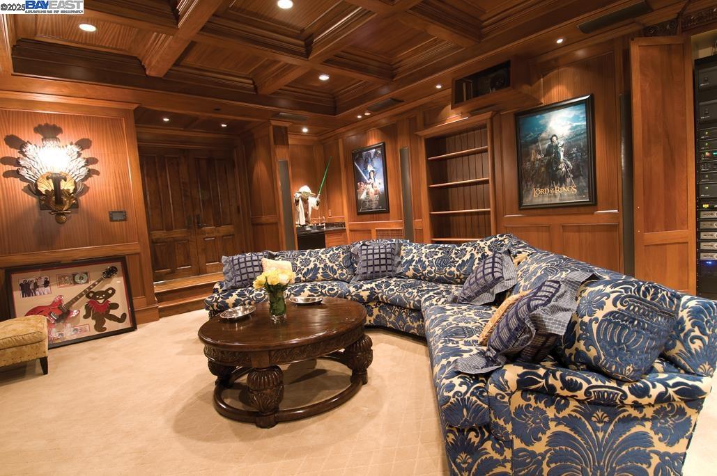 Detail Gallery Image 8 of 12 For 797 Las Olas Dr, Aptos,  CA 95003 - 5 Beds | 4/1 Baths