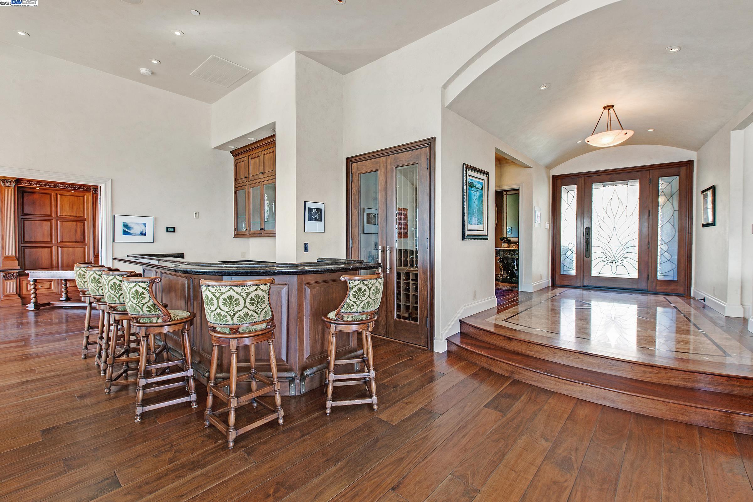 Detail Gallery Image 8 of 46 For 797 Las Olas Dr, Aptos,  CA 95003 - 5 Beds | 4/1 Baths