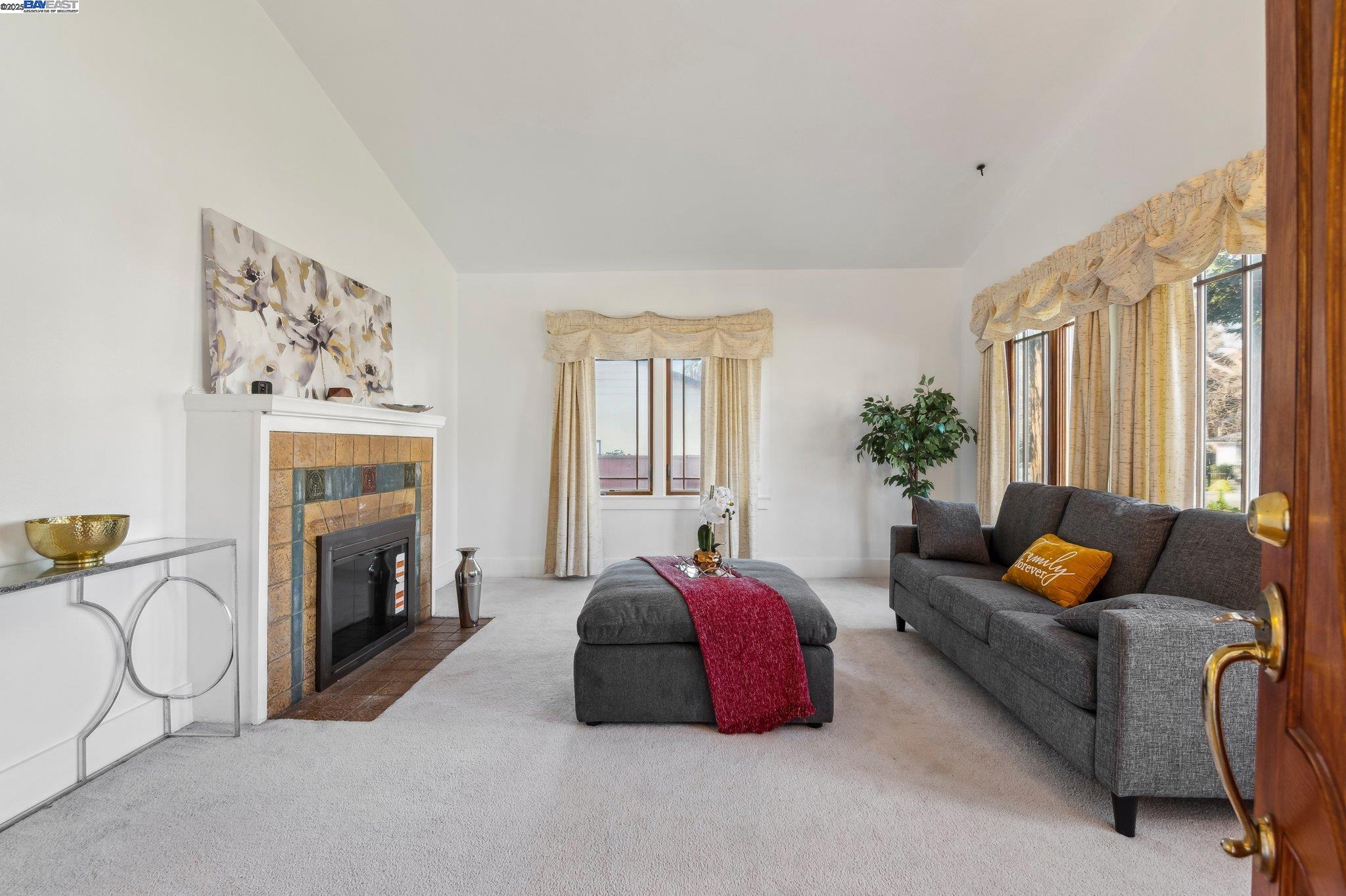 803 Cherry Way, Hayward, California 94541, 4 Bedrooms Bedrooms, 8 Rooms Rooms,3 BathroomsBathrooms,Residential,For Sale,803 Cherry Way,41104859