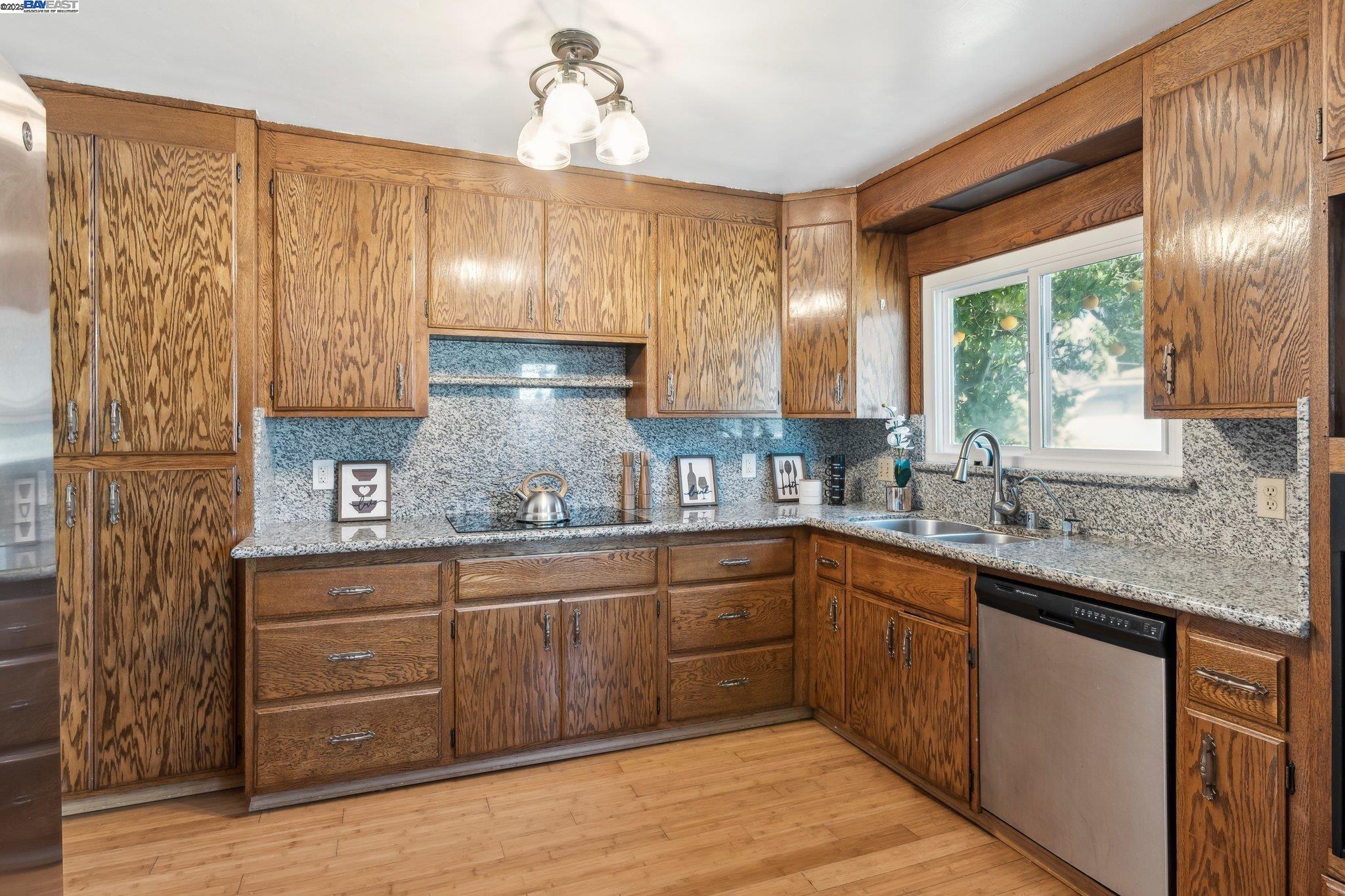 803 Cherry Way, Hayward, California 94541, 4 Bedrooms Bedrooms, 8 Rooms Rooms,3 BathroomsBathrooms,Residential,For Sale,803 Cherry Way,41104859