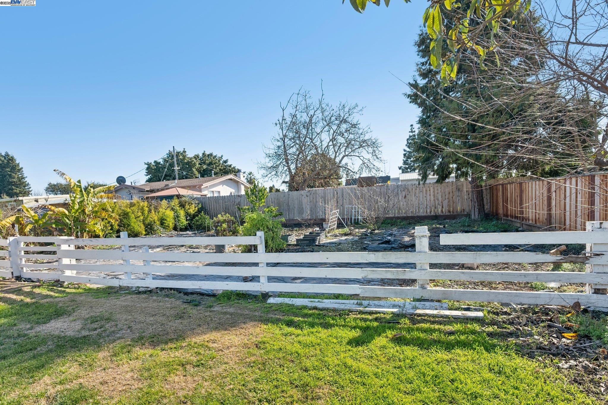 803 Cherry Way, Hayward, California 94541, 4 Bedrooms Bedrooms, 8 Rooms Rooms,3 BathroomsBathrooms,Residential,For Sale,803 Cherry Way,41104859