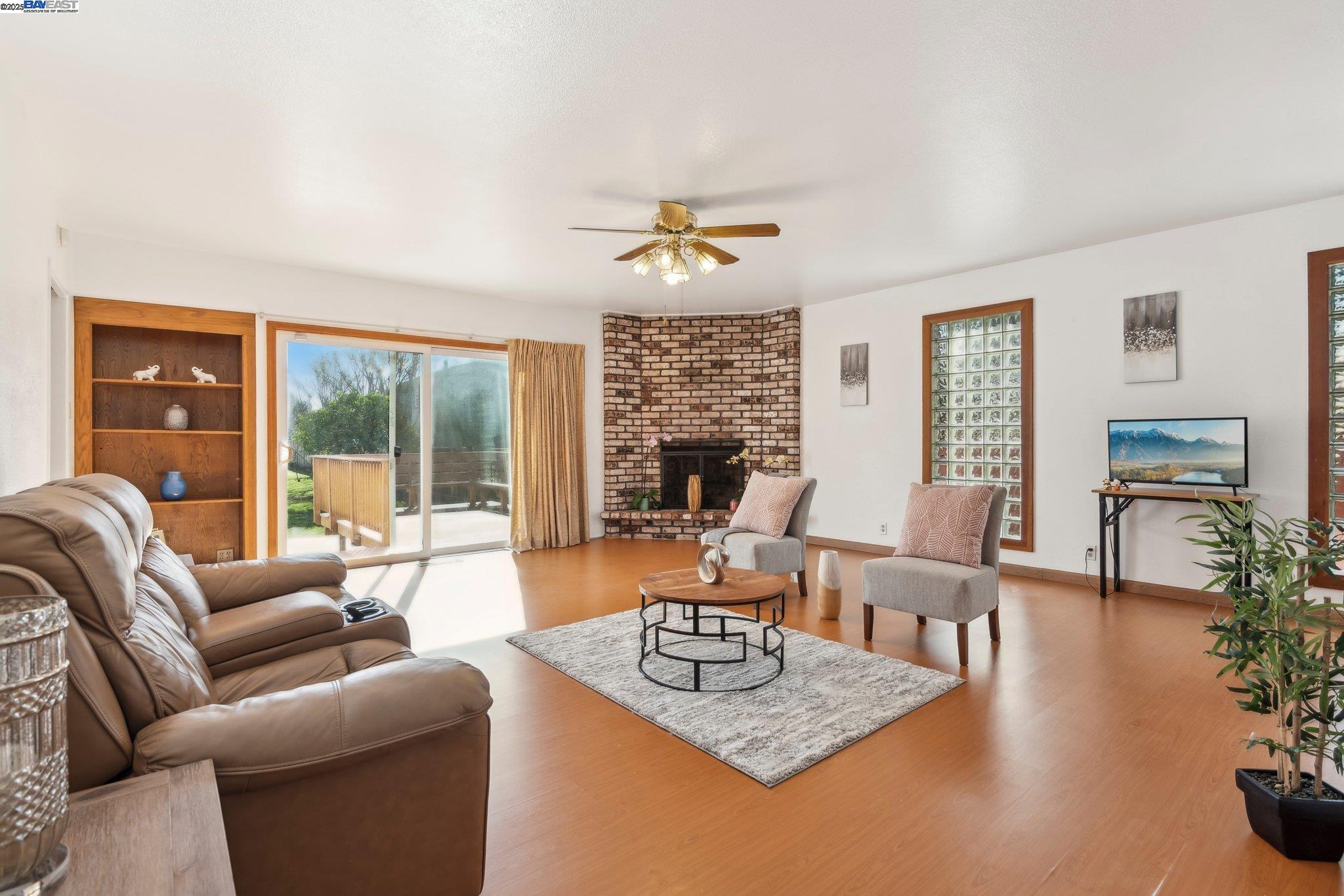 803 Cherry Way, Hayward, California 94541, 4 Bedrooms Bedrooms, 8 Rooms Rooms,3 BathroomsBathrooms,Residential,For Sale,803 Cherry Way,41104859