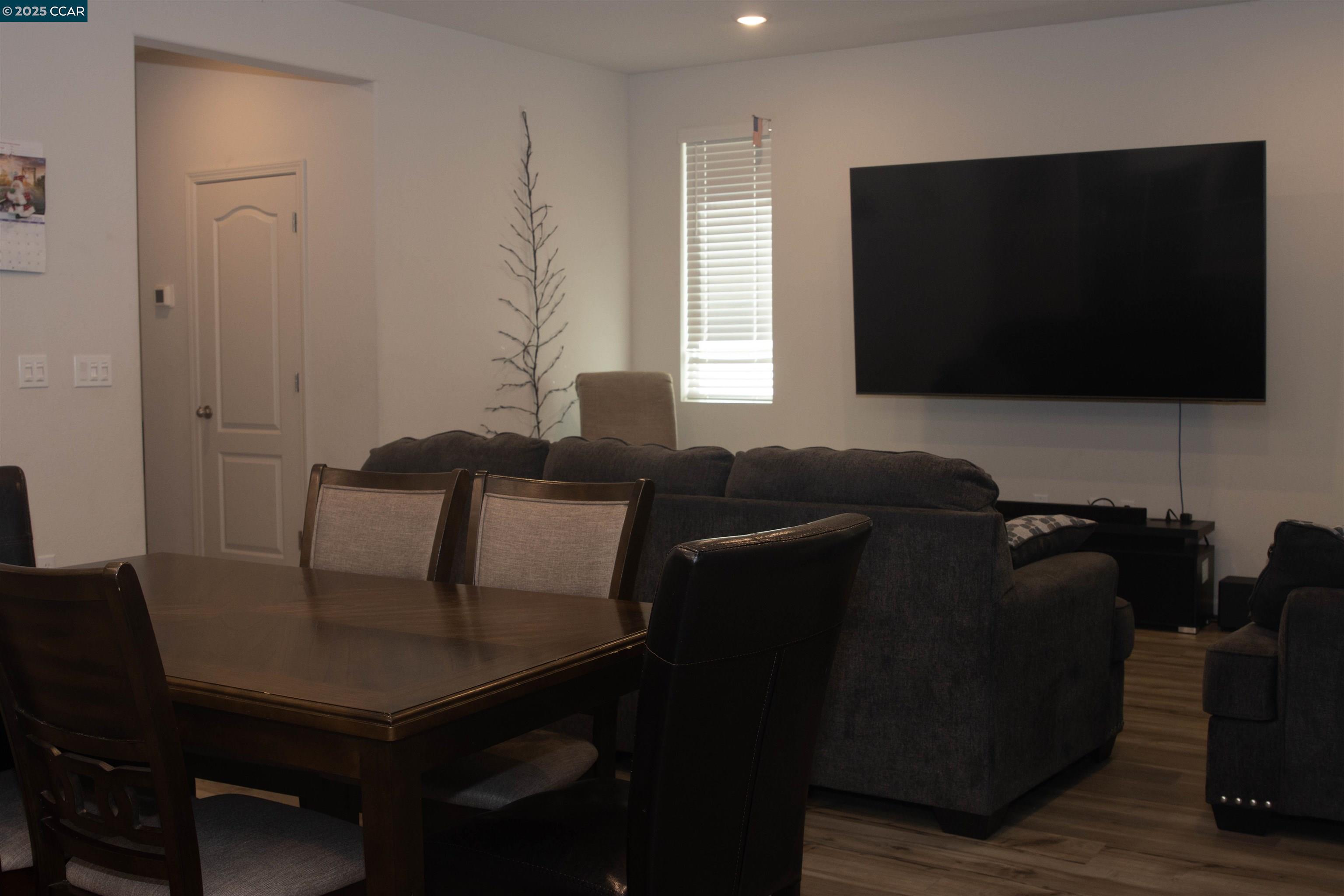 876 Diamante Way, Oakley, California 94561, 4 Bedrooms Bedrooms, 8 Rooms Rooms,2 BathroomsBathrooms,Residential,For Sale,876 Diamante Way,41104860