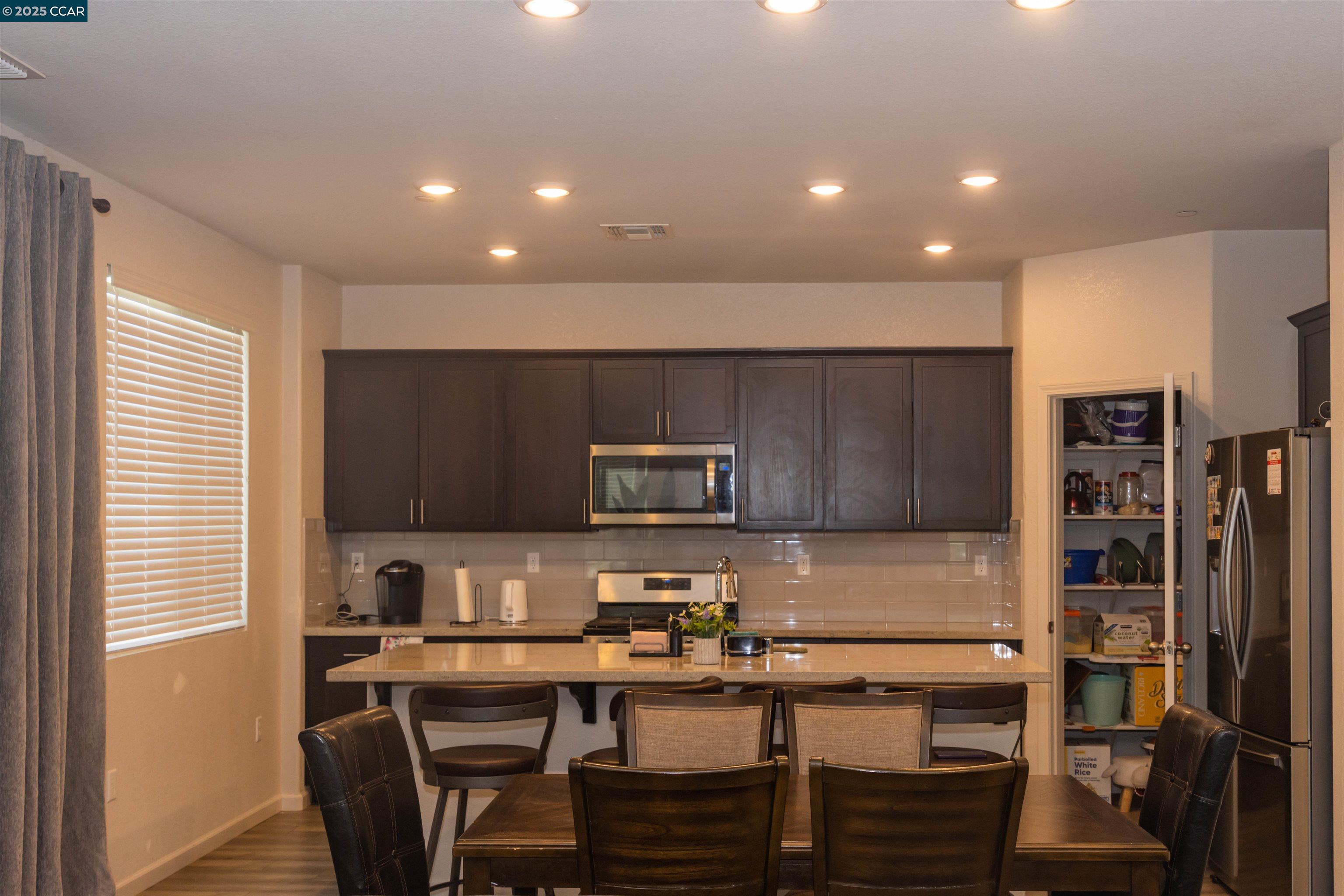 876 Diamante Way, Oakley, California 94561, 4 Bedrooms Bedrooms, 8 Rooms Rooms,2 BathroomsBathrooms,Residential,For Sale,876 Diamante Way,41104860
