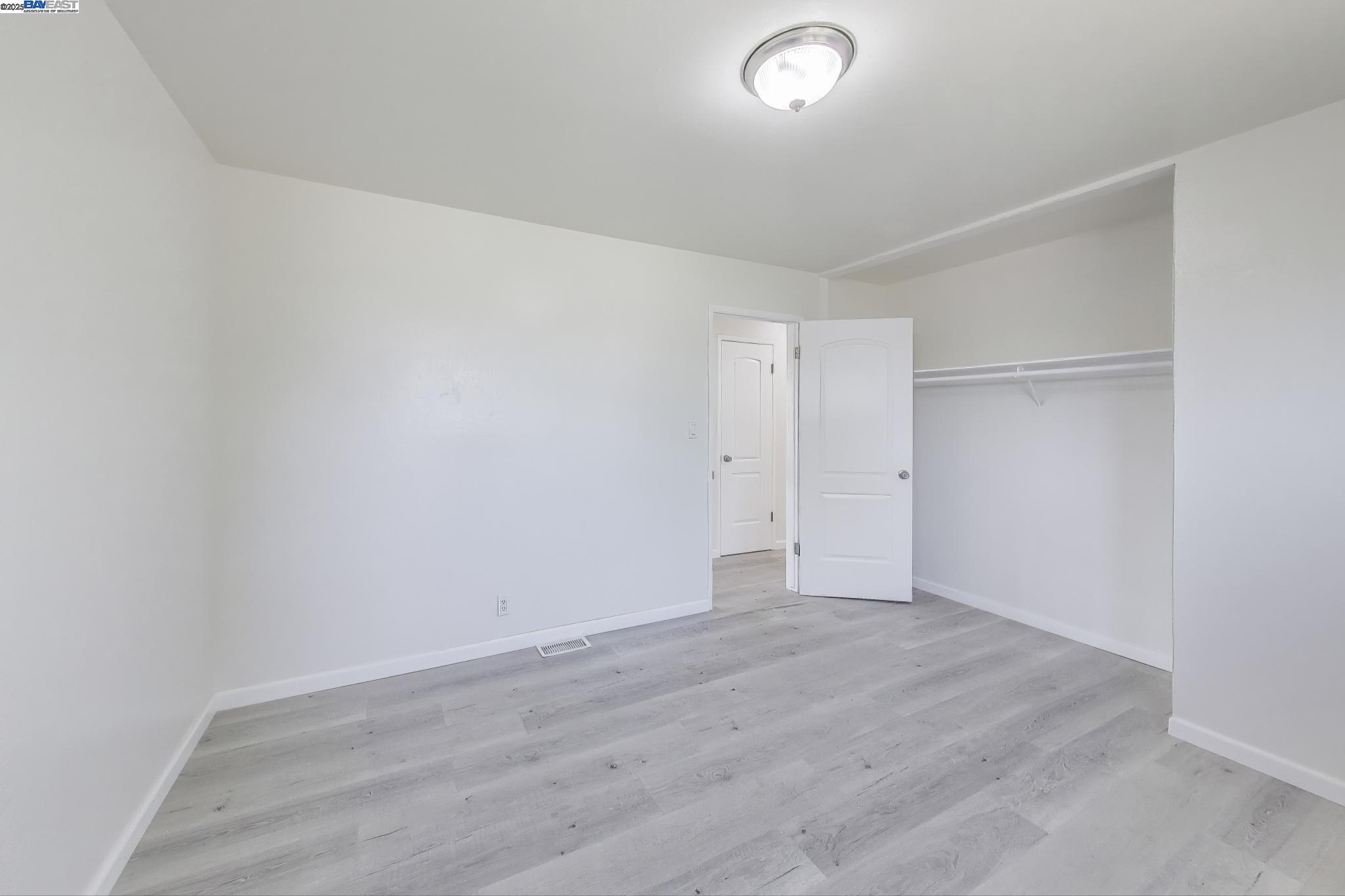 Detail Gallery Image 12 of 34 For 4435 Cambria St, Fremont,  CA 94538 - 4 Beds | 2 Baths