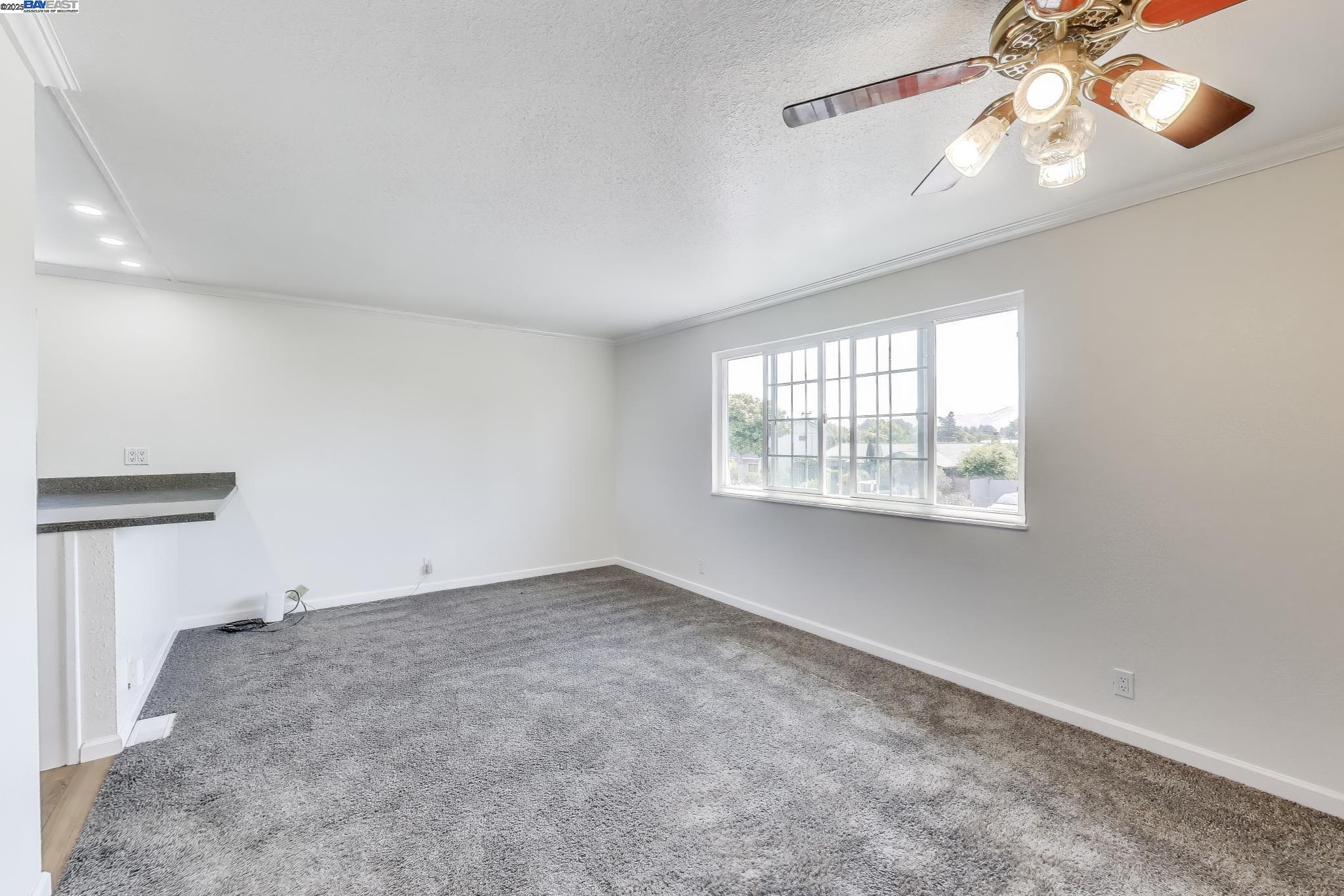 Detail Gallery Image 3 of 34 For 4435 Cambria St, Fremont,  CA 94538 - 4 Beds | 2 Baths