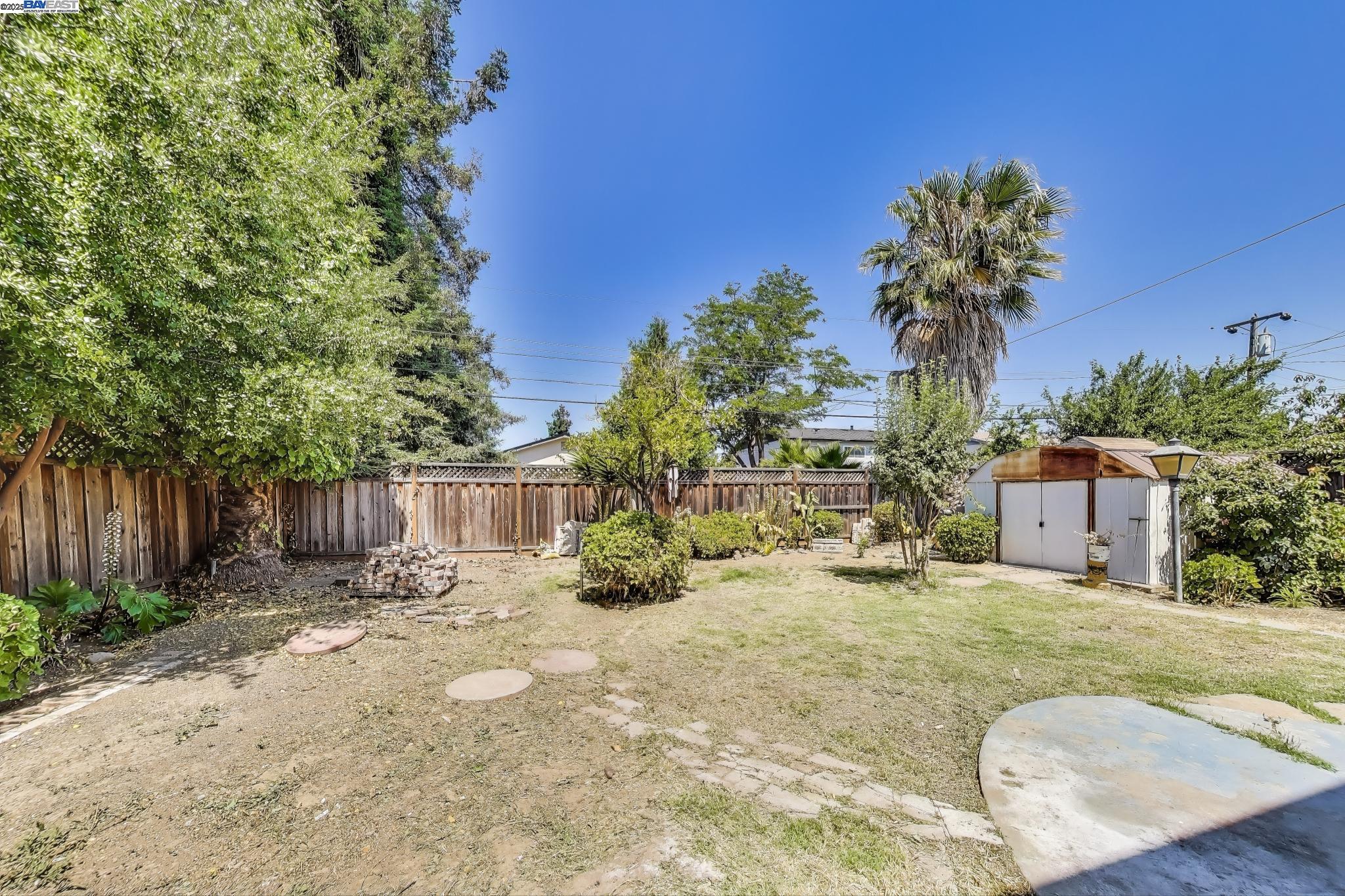Detail Gallery Image 25 of 34 For 4435 Cambria St, Fremont,  CA 94538 - 4 Beds | 2 Baths