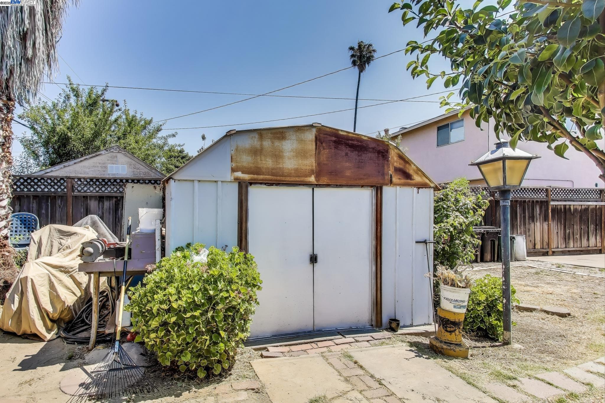 Detail Gallery Image 30 of 34 For 4435 Cambria St, Fremont,  CA 94538 - 4 Beds | 2 Baths