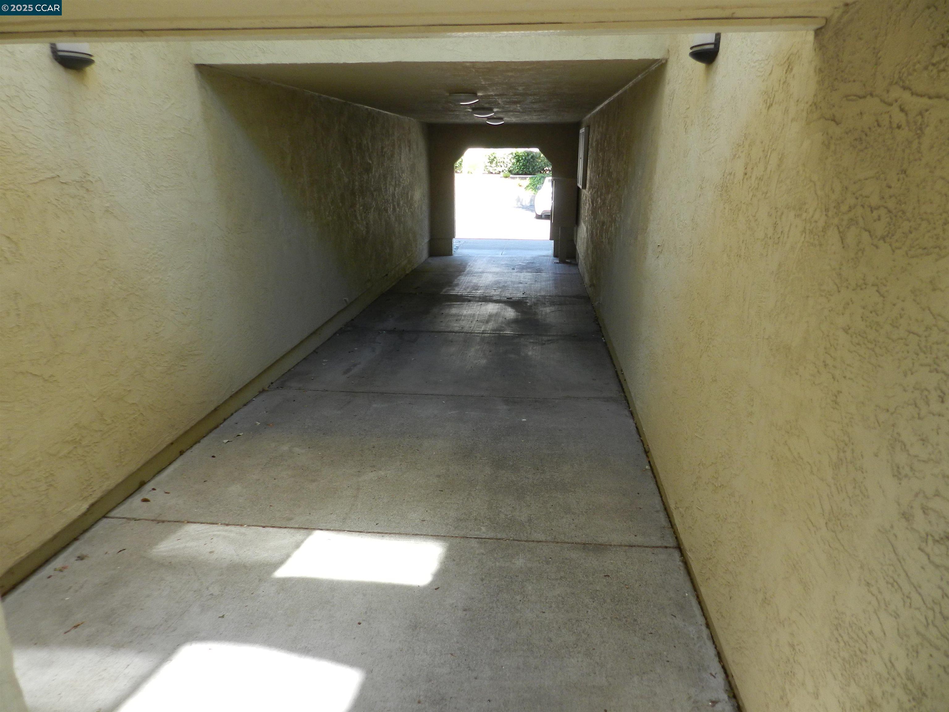 Detail Gallery Image 24 of 26 For 3047 Fostoria Cir, Danville,  CA 94526 - 3 Beds | 2 Baths