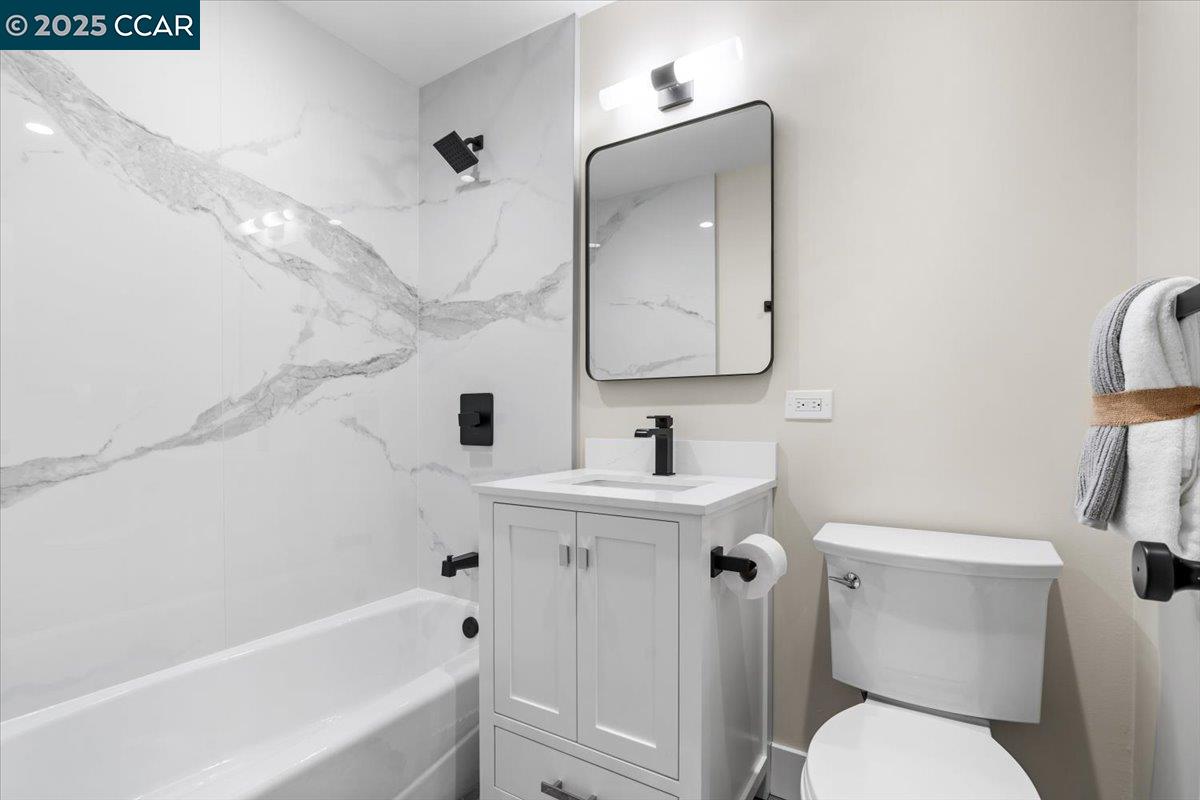 30540 OAKMONT WAY, Hayward, California 94544, 3 Bedrooms Bedrooms, 7 Rooms Rooms,2 BathroomsBathrooms,Residential,For Sale,30540 OAKMONT WAY,41104864
