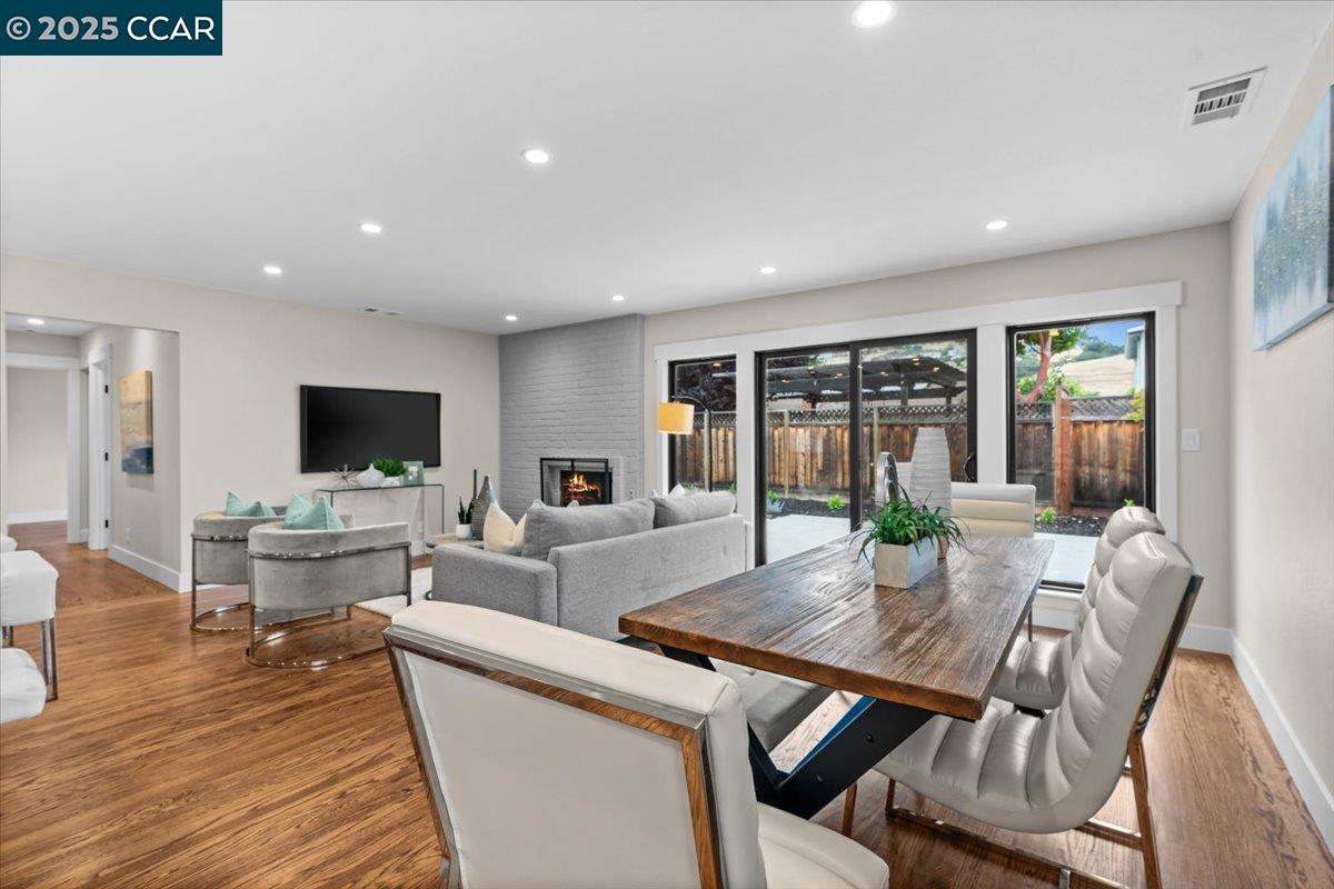 30540 OAKMONT WAY, Hayward, California 94544, 3 Bedrooms Bedrooms, 7 Rooms Rooms,2 BathroomsBathrooms,Residential,For Sale,30540 OAKMONT WAY,41104864