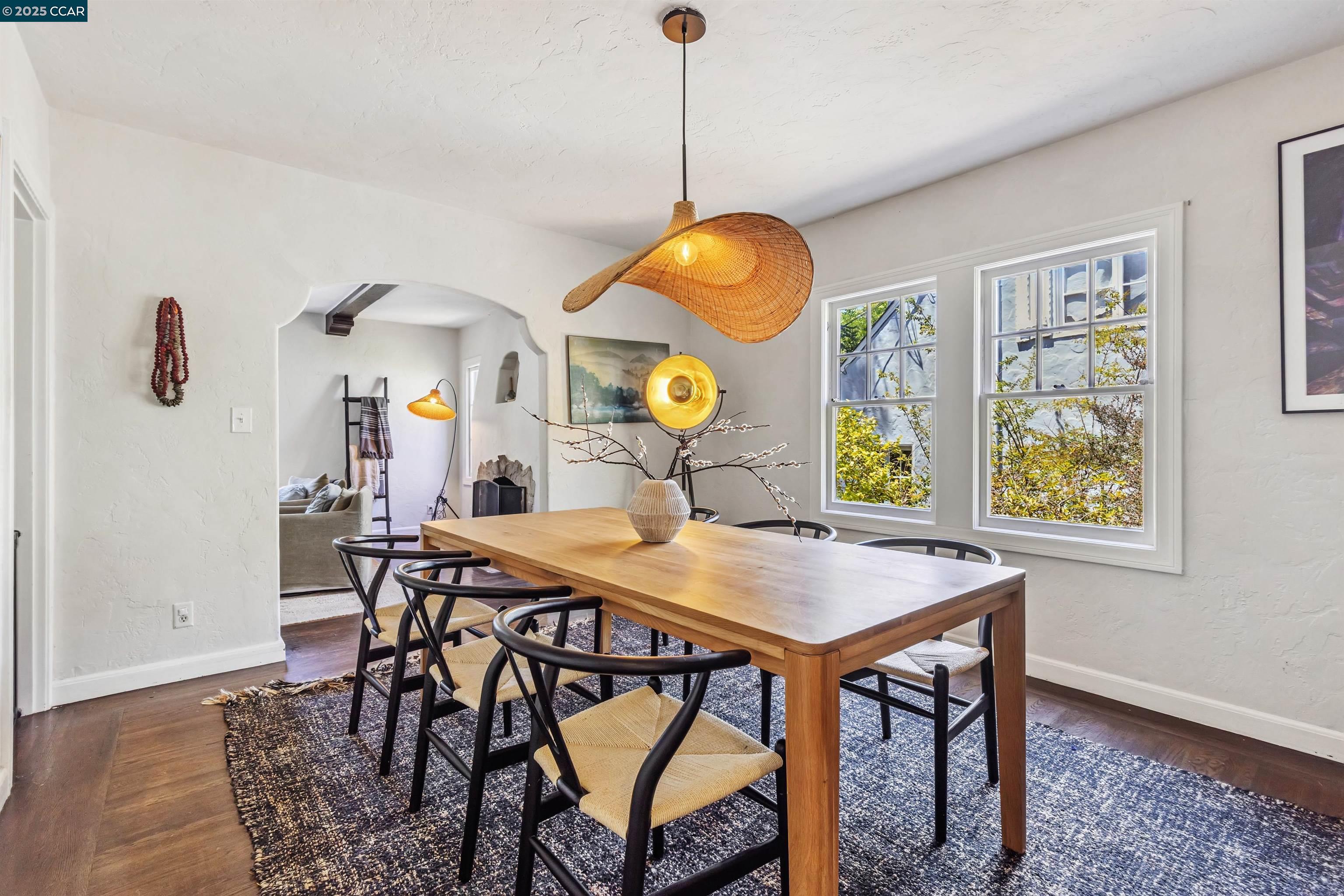 1048 Leo Way, Oakland, California 94611, 4 Bedrooms Bedrooms, 7 Rooms Rooms,2 BathroomsBathrooms,Residential Lease,For Rent,1048 Leo Way,41104865