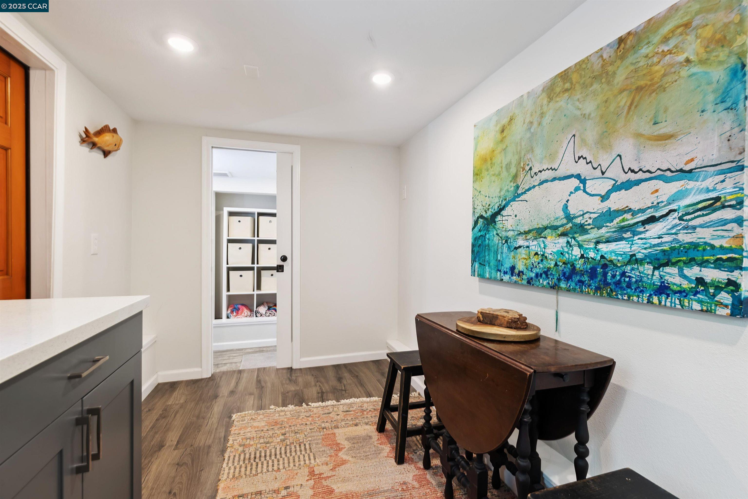1048 Leo Way, Oakland, California 94611, 4 Bedrooms Bedrooms, 7 Rooms Rooms,2 BathroomsBathrooms,Residential Lease,For Rent,1048 Leo Way,41104865