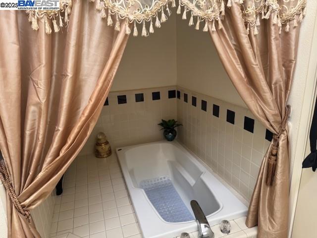 19 Progress Street, San Francisco, California 94124, 5 Bedrooms Bedrooms, 5 Rooms Rooms,2 BathroomsBathrooms,Residential,For Sale,19 Progress Street,41104866