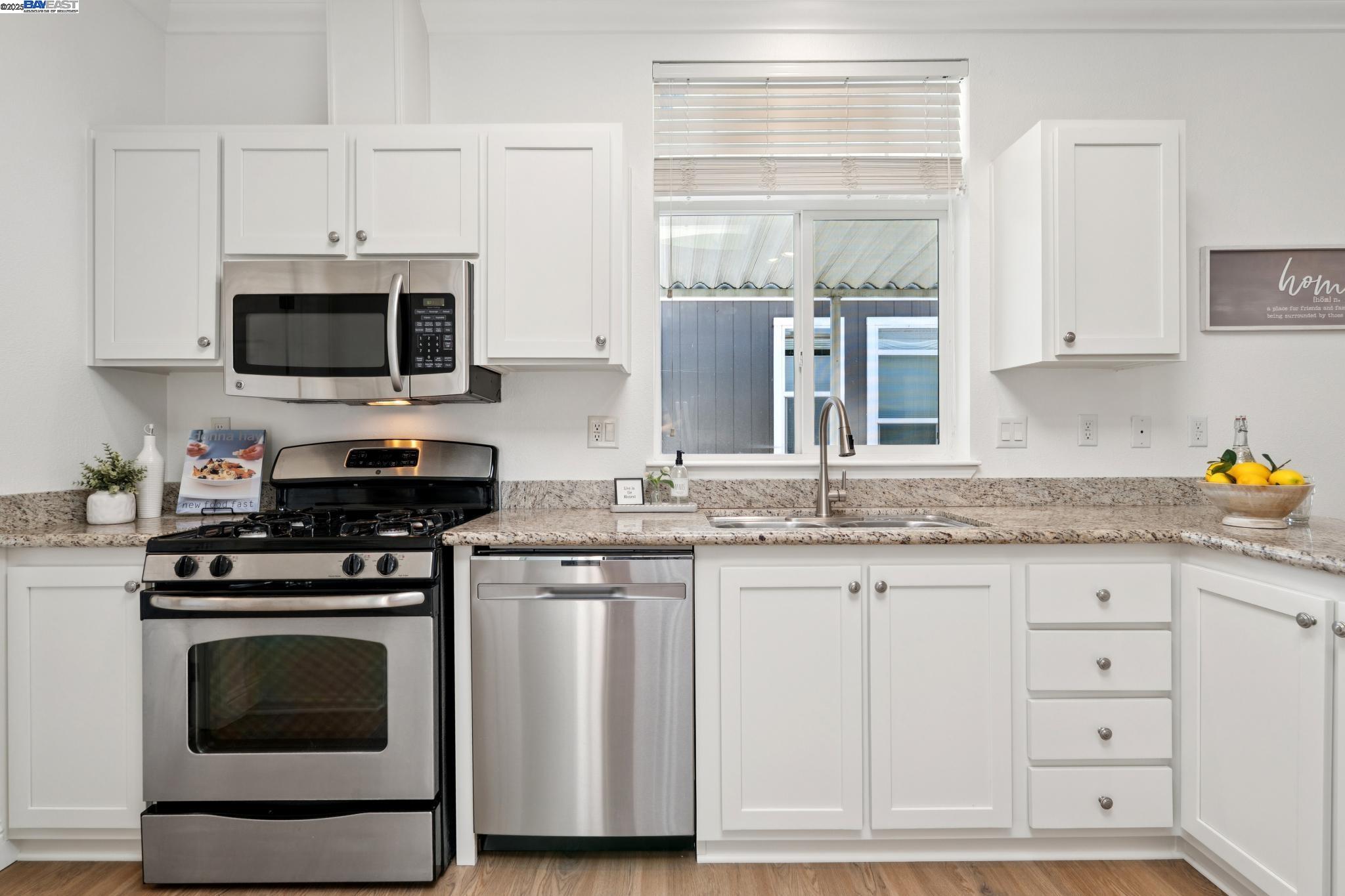 3263 Vineyard Ave # 189, Pleasanton, California 94566, 3 Bedrooms Bedrooms, 8 Rooms Rooms,2 BathroomsBathrooms,Manufactured In Park,For Sale,3263 Vineyard Ave # 189,41104868