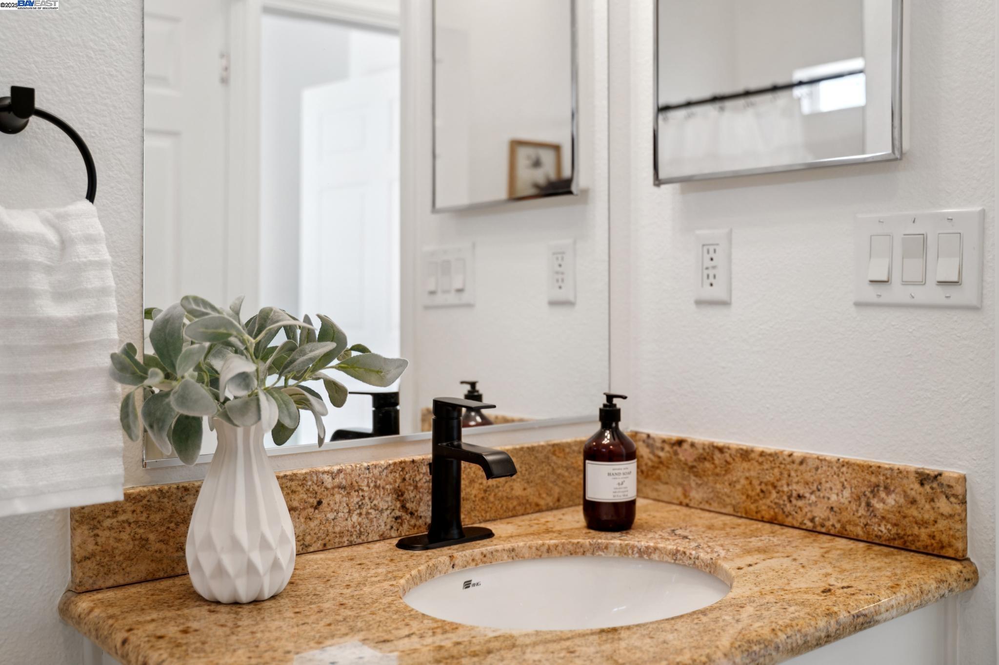 3263 Vineyard Ave # 189, Pleasanton, California 94566, 3 Bedrooms Bedrooms, 8 Rooms Rooms,2 BathroomsBathrooms,Manufactured In Park,For Sale,3263 Vineyard Ave # 189,41104868
