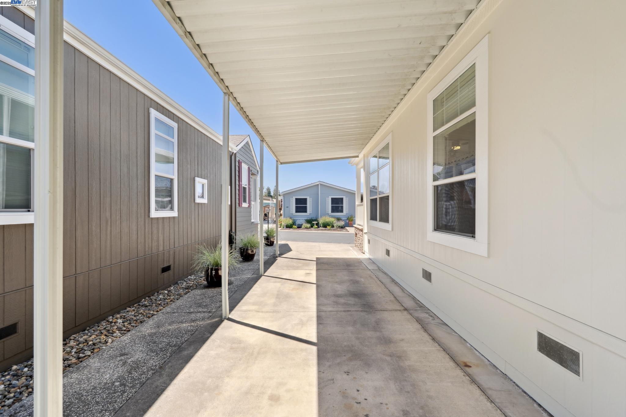 3263 Vineyard Ave # 189, Pleasanton, California 94566, 3 Bedrooms Bedrooms, 8 Rooms Rooms,2 BathroomsBathrooms,Manufactured In Park,For Sale,3263 Vineyard Ave # 189,41104868