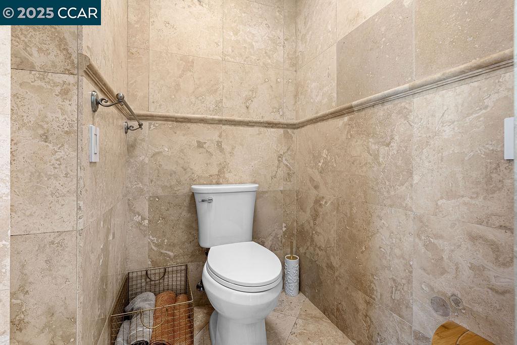 Detail Gallery Image 21 of 35 For 640 Elsa Dr, Santa Rosa,  CA 95407 - 3 Beds | 2 Baths