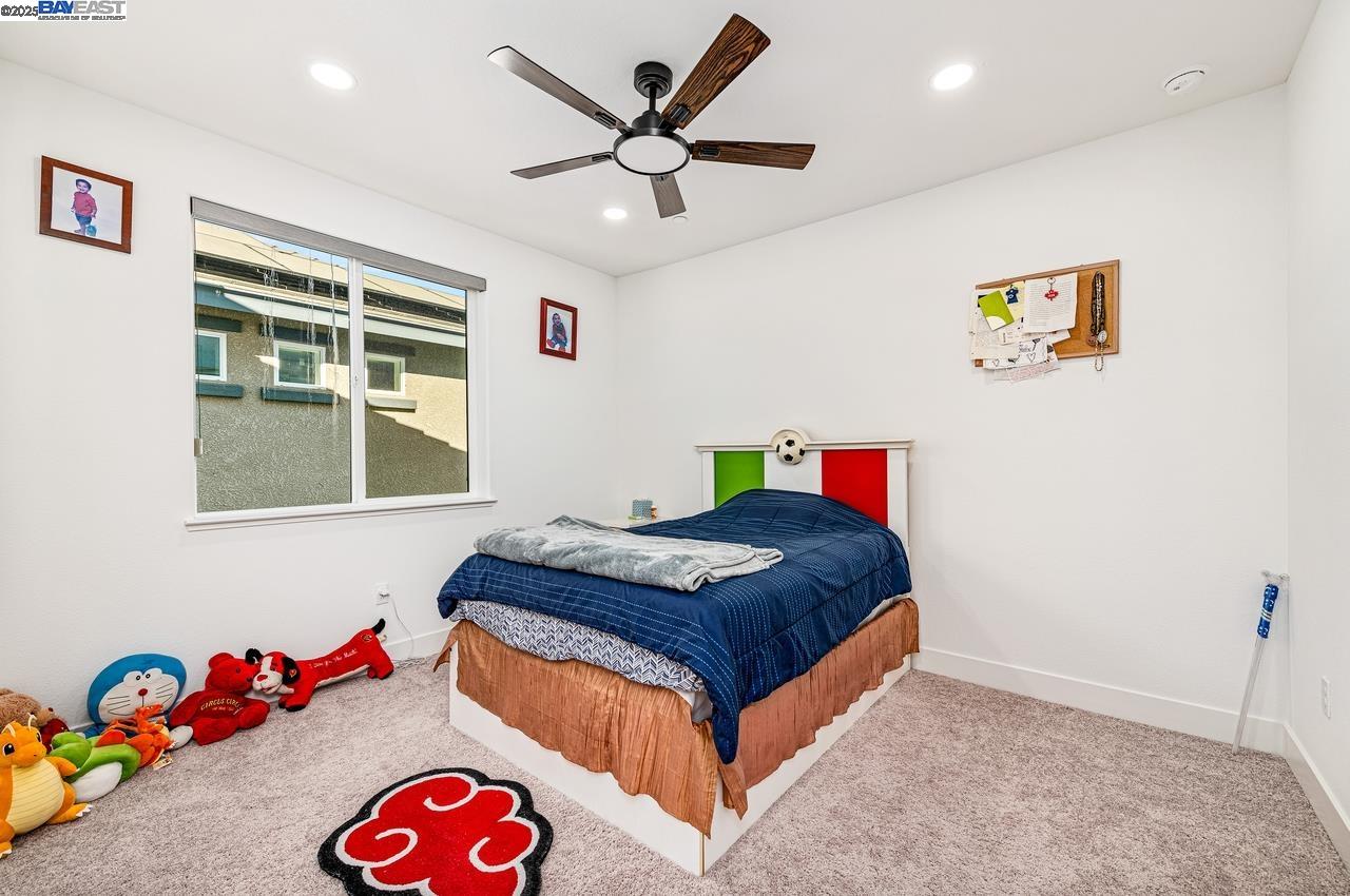 Detail Gallery Image 33 of 51 For 713 River Bend Dr, Lathrop,  CA 95330 - 6 Beds | 5/1 Baths